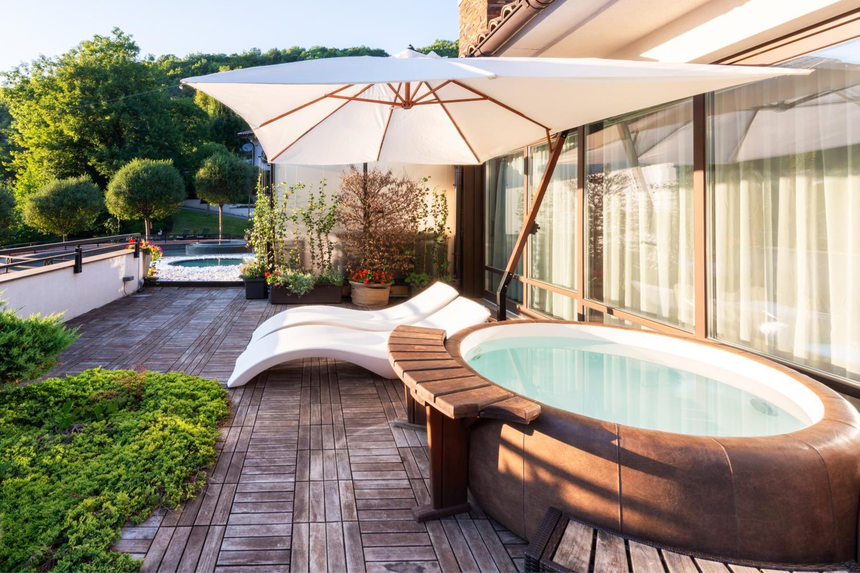 Suite with Jacuzzi - Photo 8