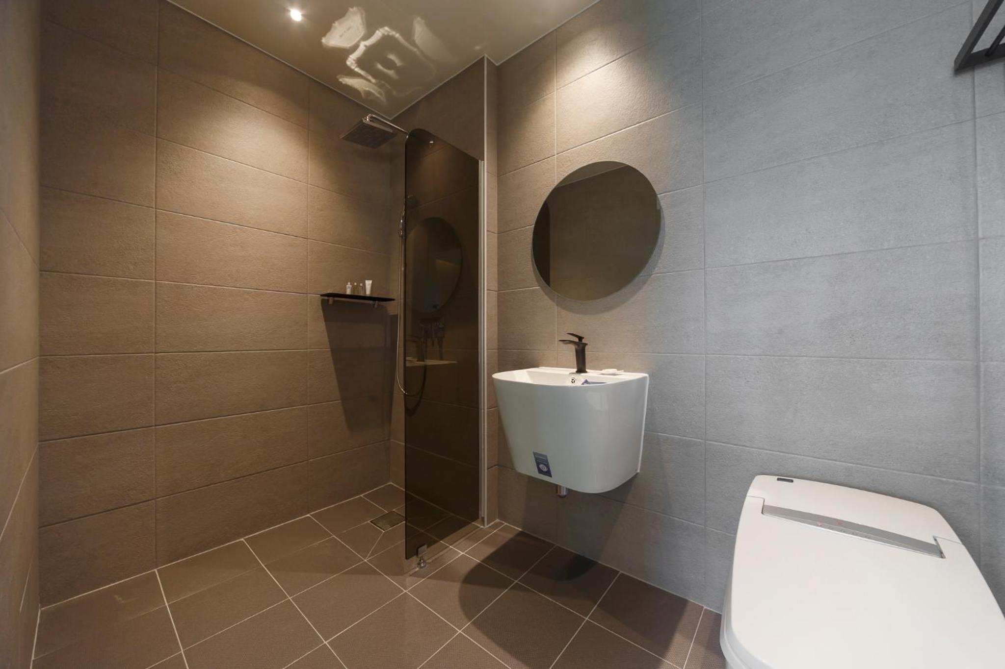 Standard Double Room - Photo 6