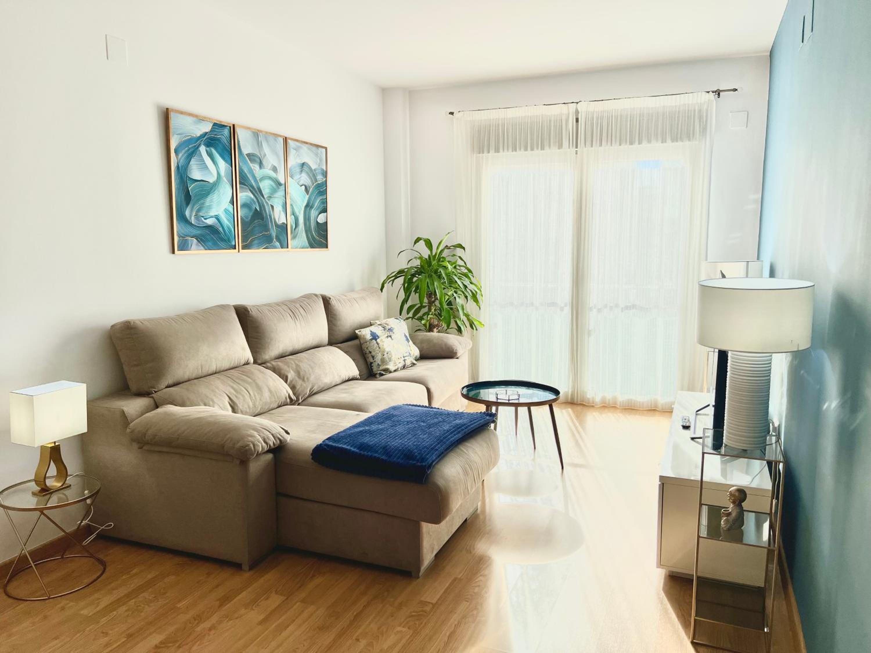 One-Bedroom Apartment - Photo 1