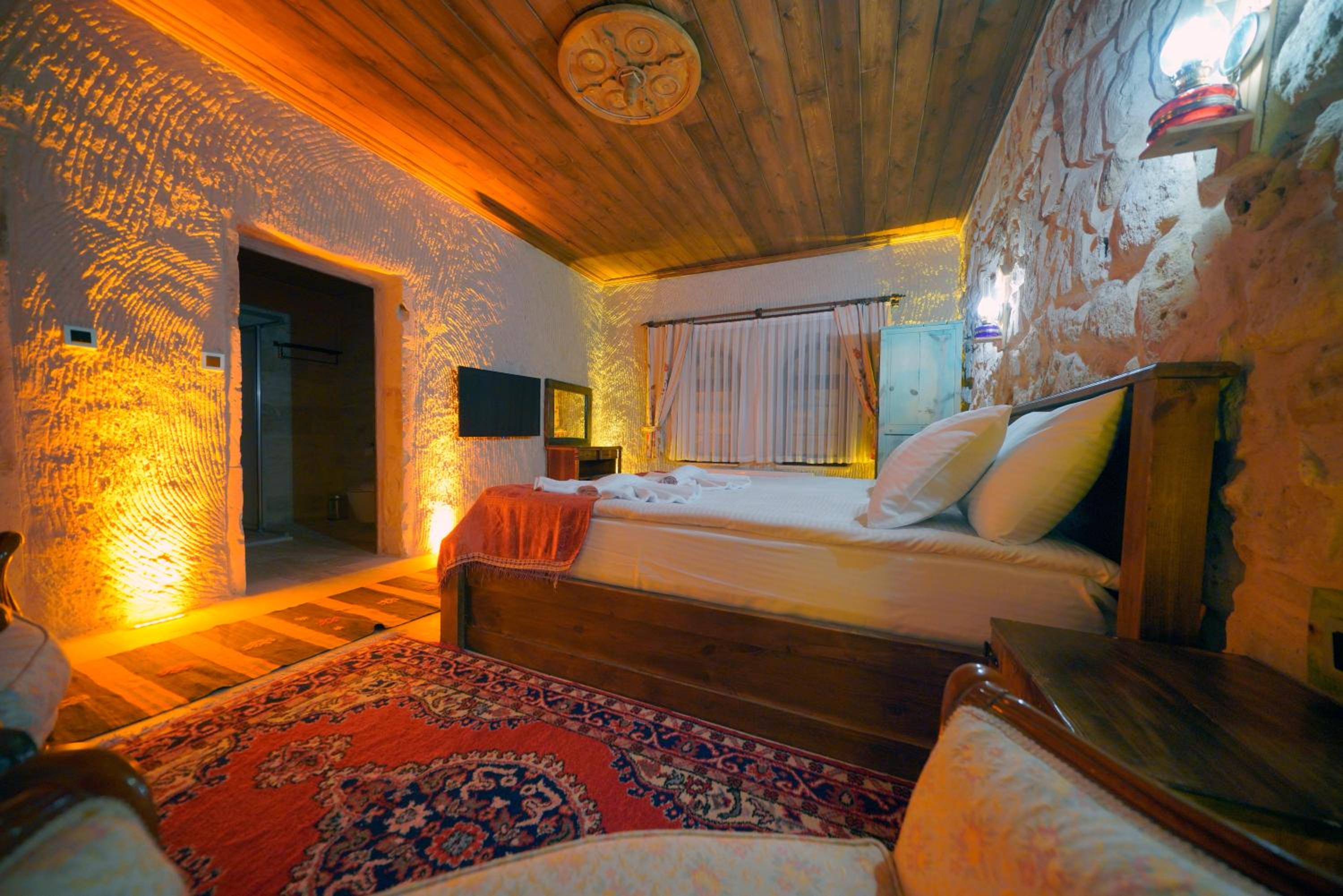 Double Room - Photo 21