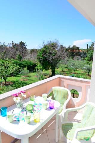 Apartment with Sea View - Photo 10