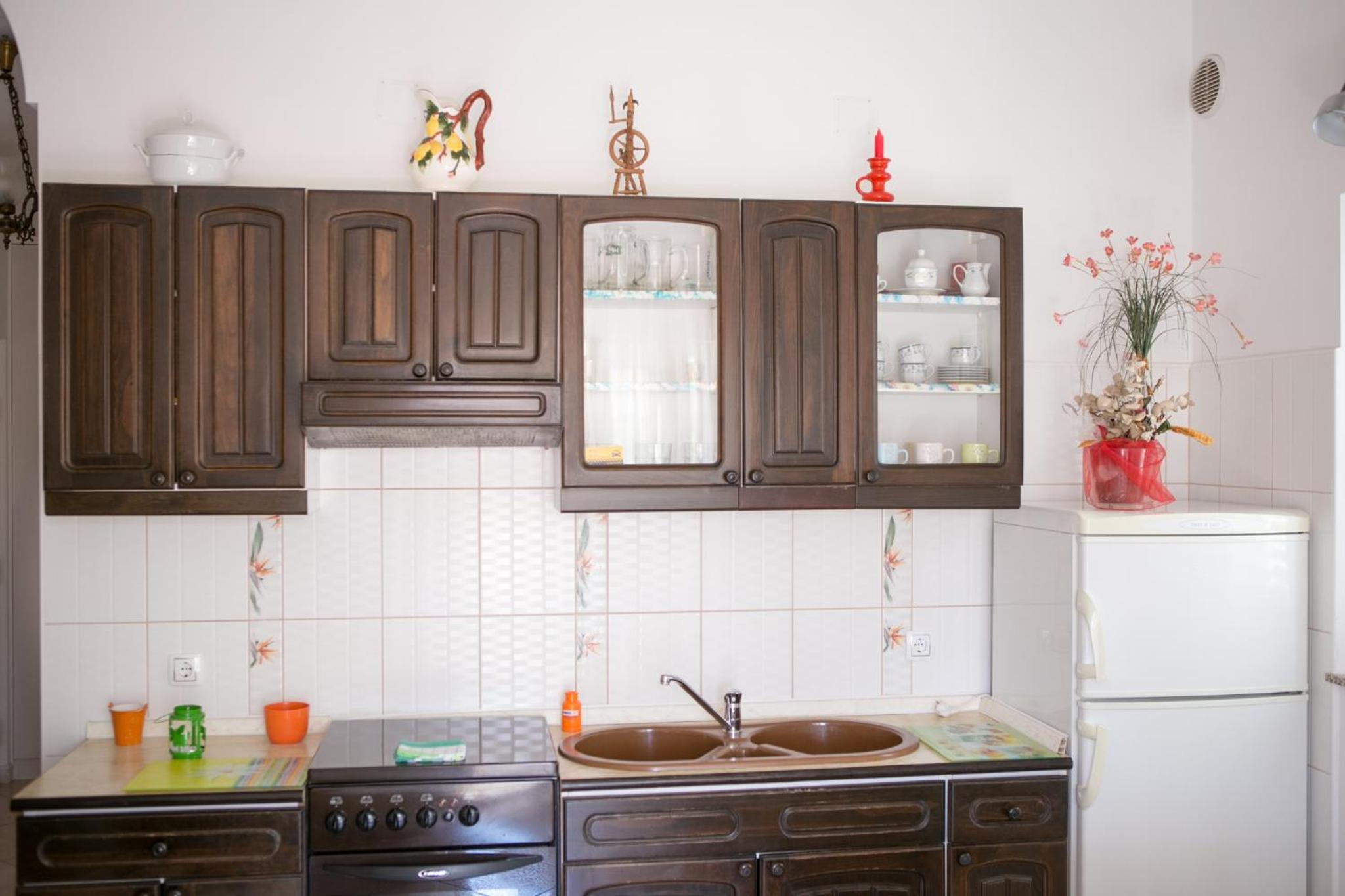 Apartment with Sea View - Photo 2