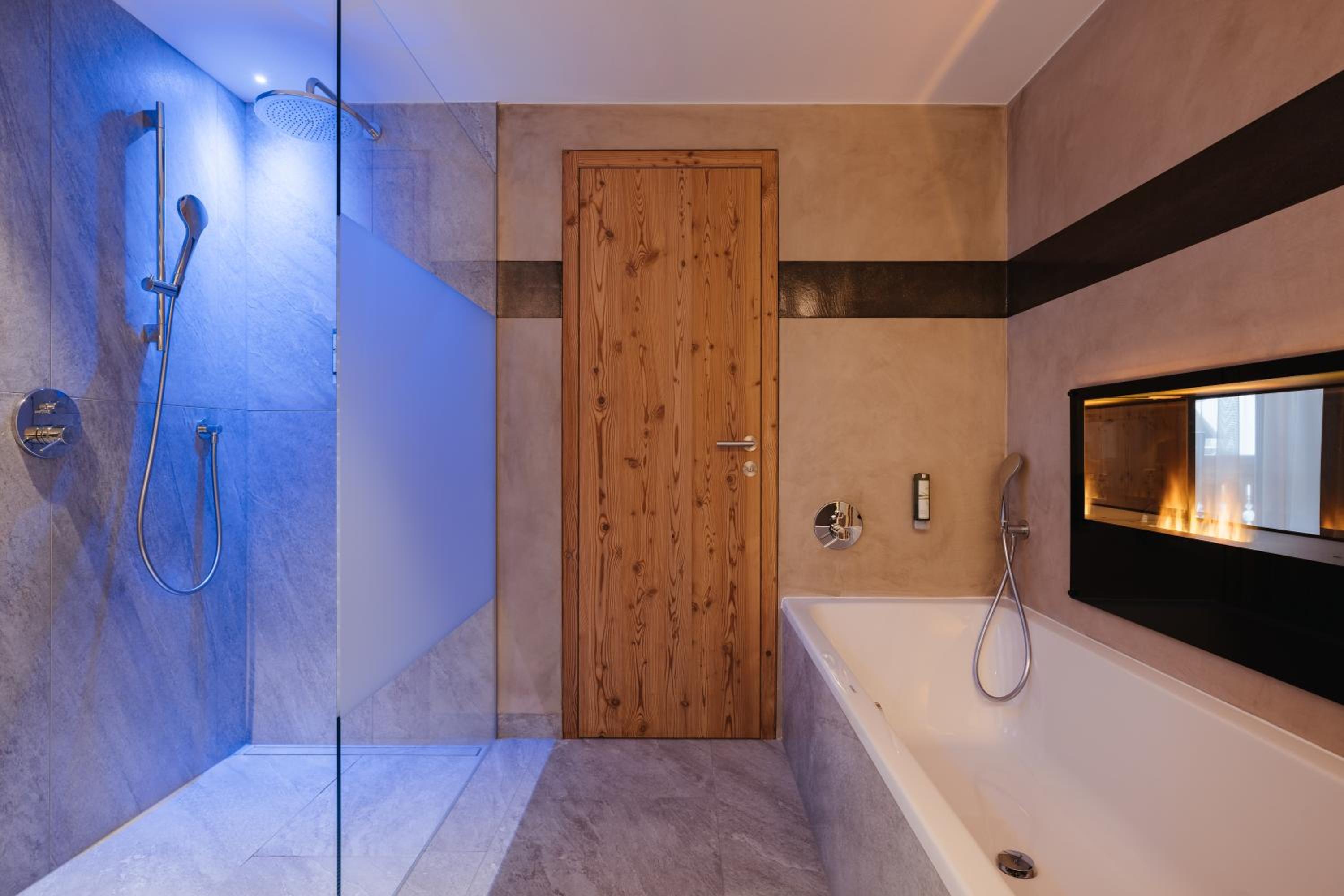 Junior Suite - Photo 11