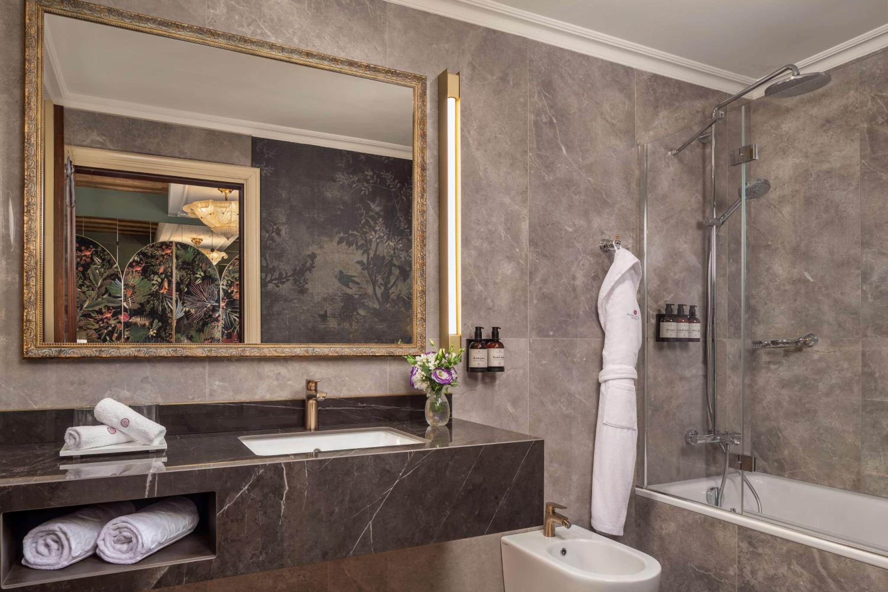 Junior Suite with 2 Adults+1 Child Occupancy and Extra Bed (Non Smoking)