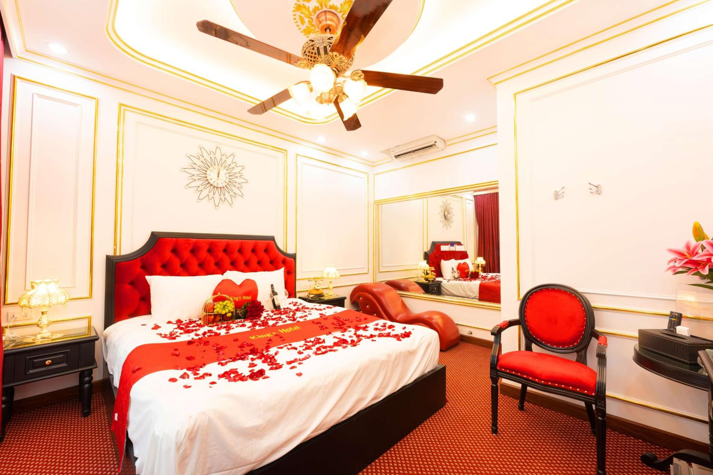 Superior King Room