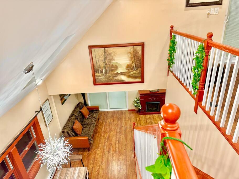 Three-Bedroom Chalet photo 1