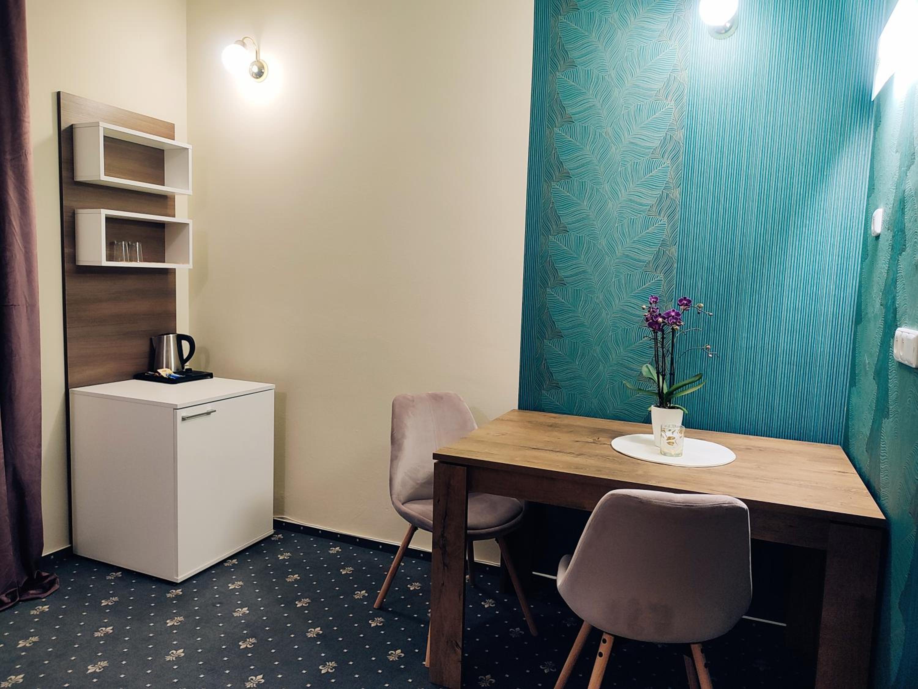 Standard Suite - Photo 5