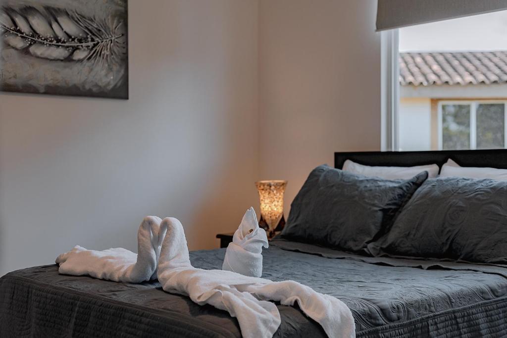Three-Bedroom Apartment - Photo 27