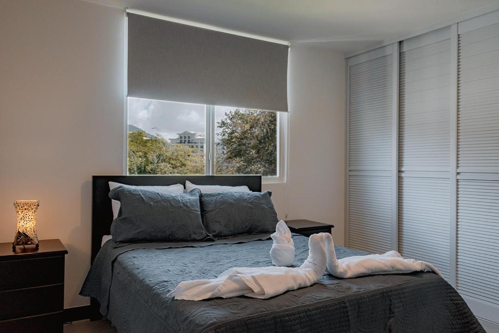 Three-Bedroom Apartment - Photo 30