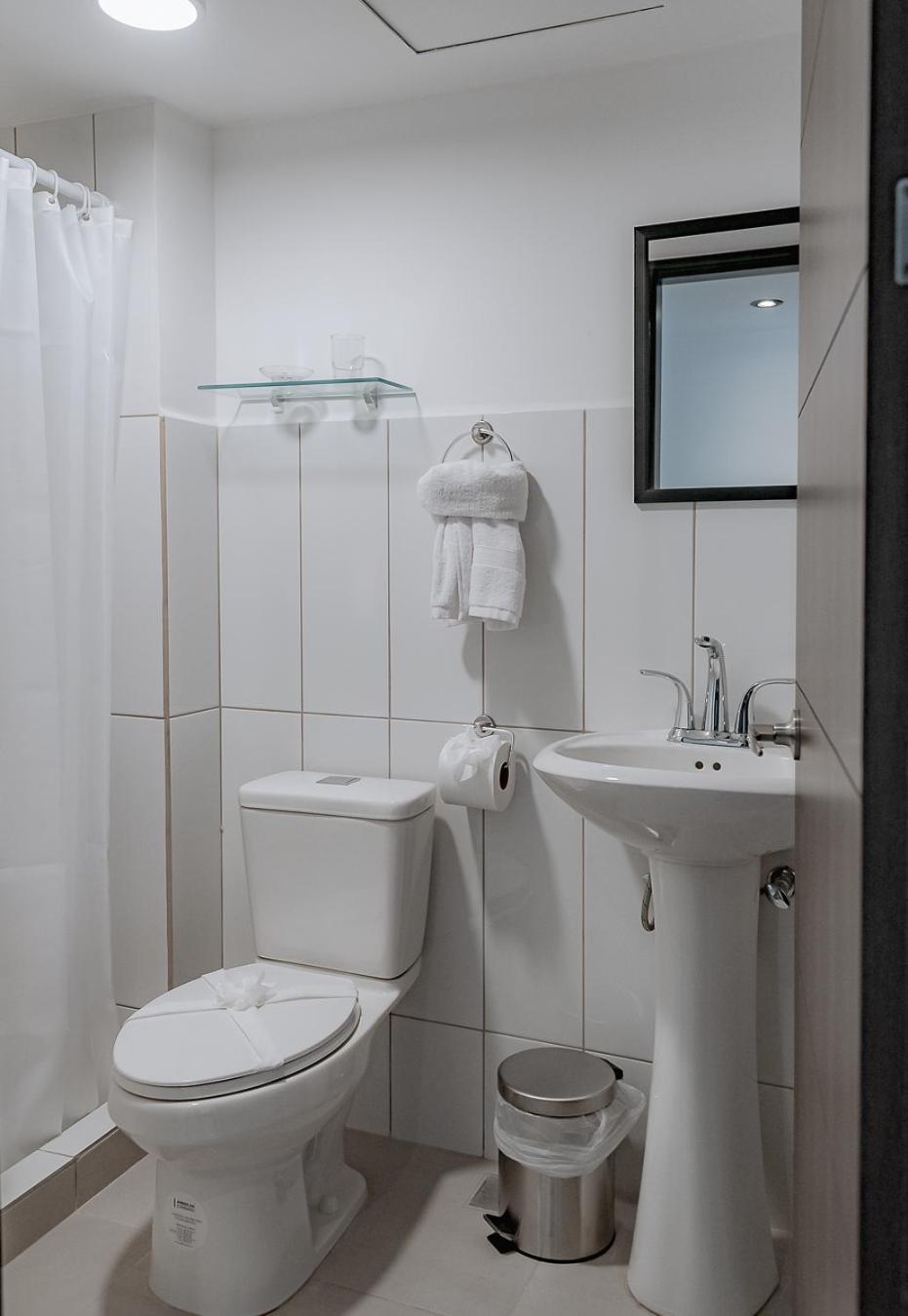Three-Bedroom Apartment - Photo 35