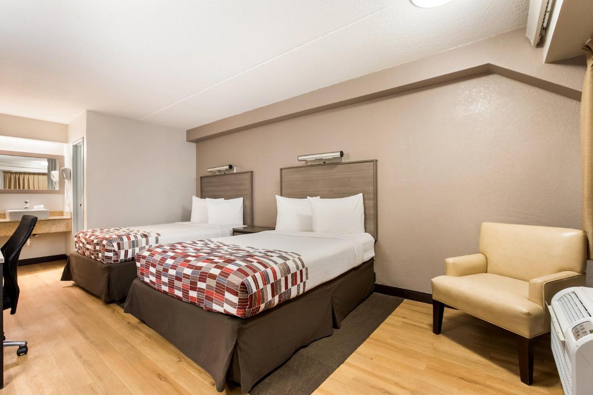  Deluxe Room with Two Double Beds Smoke Free - Photo 2
