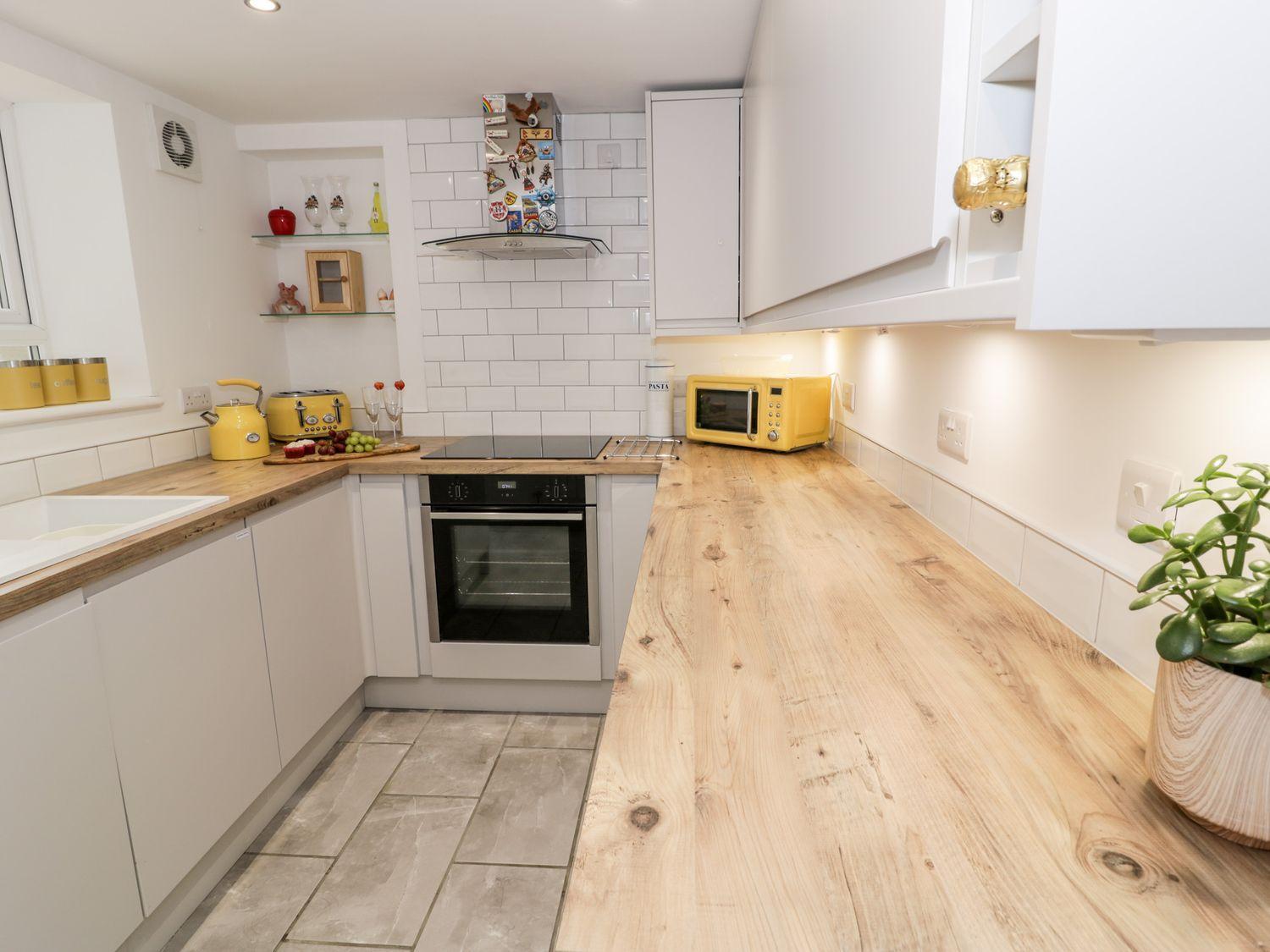 Three-Bedroom House photo 2