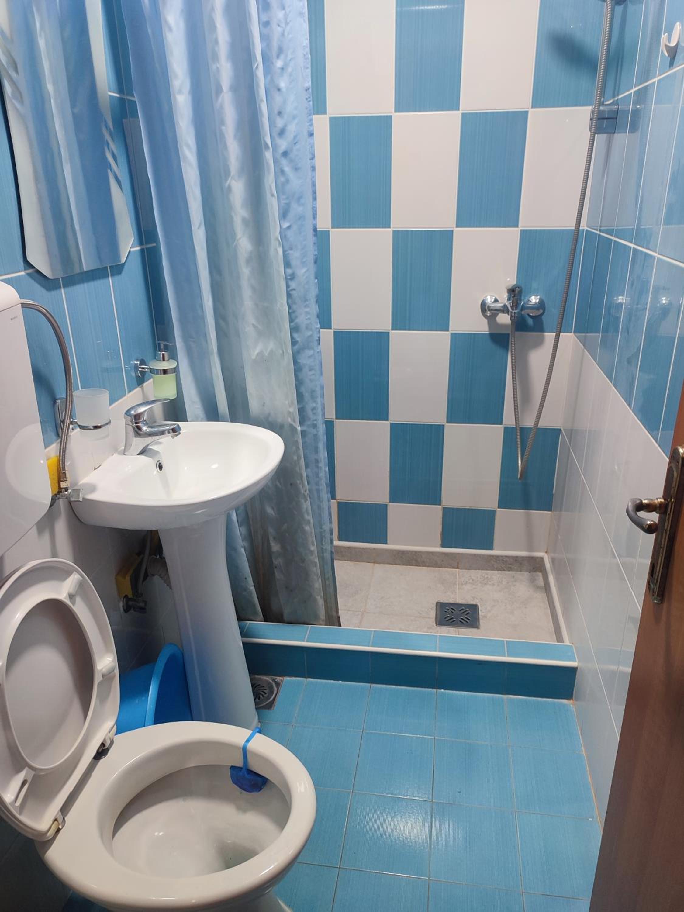 Studio with Shared Bathroom