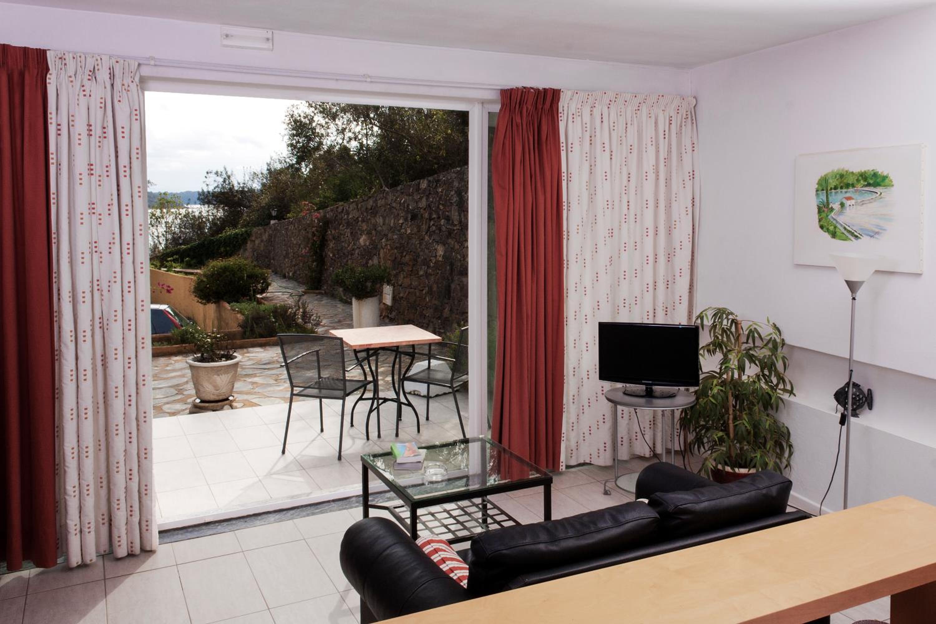 Double Room - Photo 3