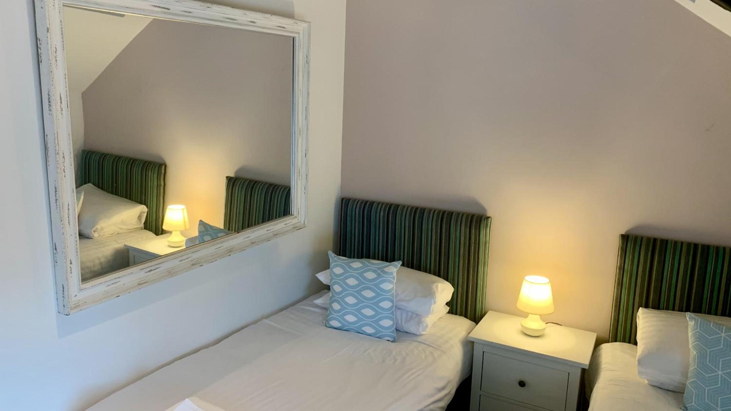 Twin Room With Shower photo 1