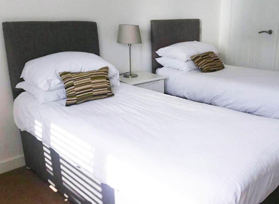 Standard Double or Twin Room - Photo 5