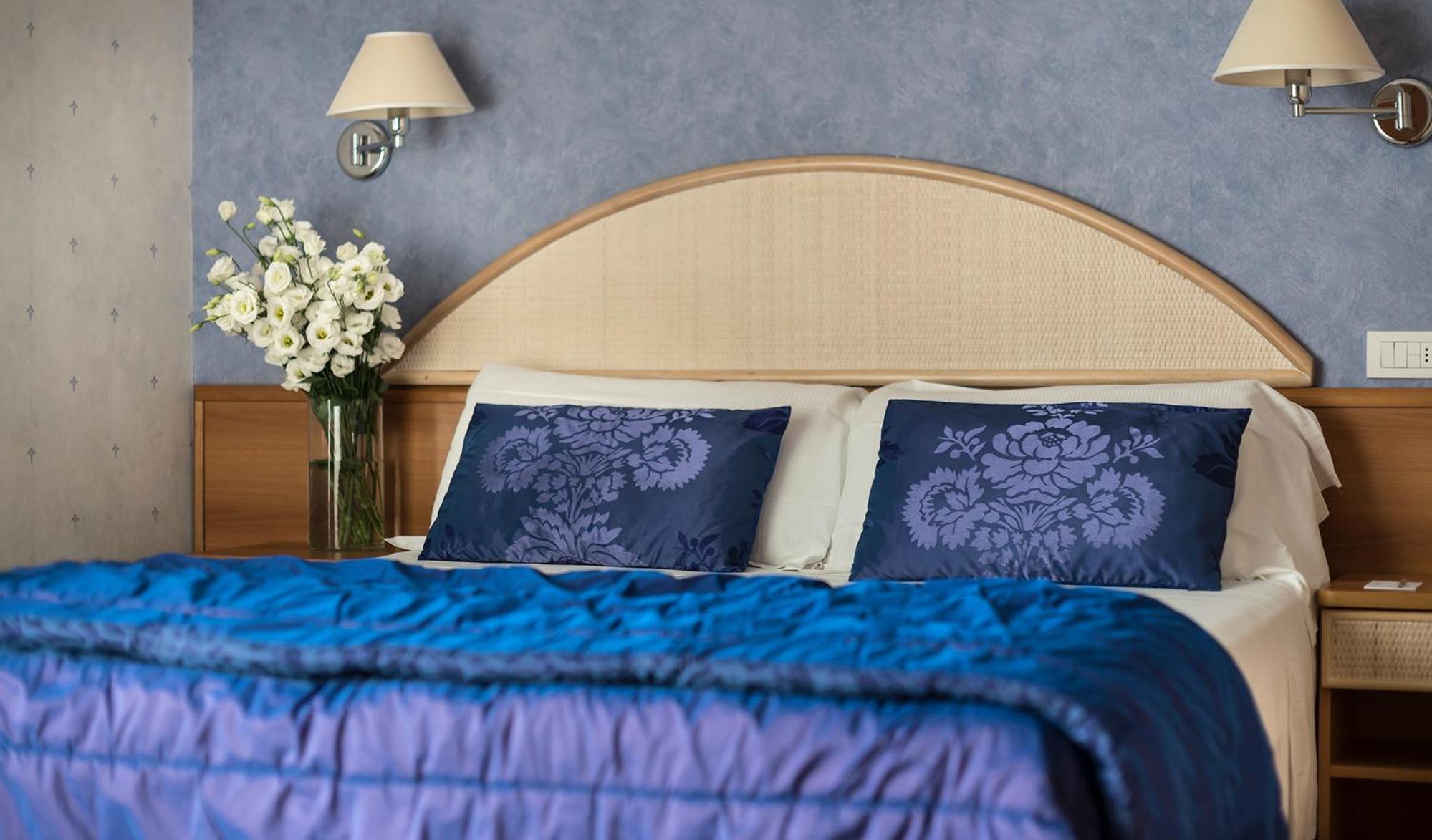Classic Double or Twin Room - Photo 4
