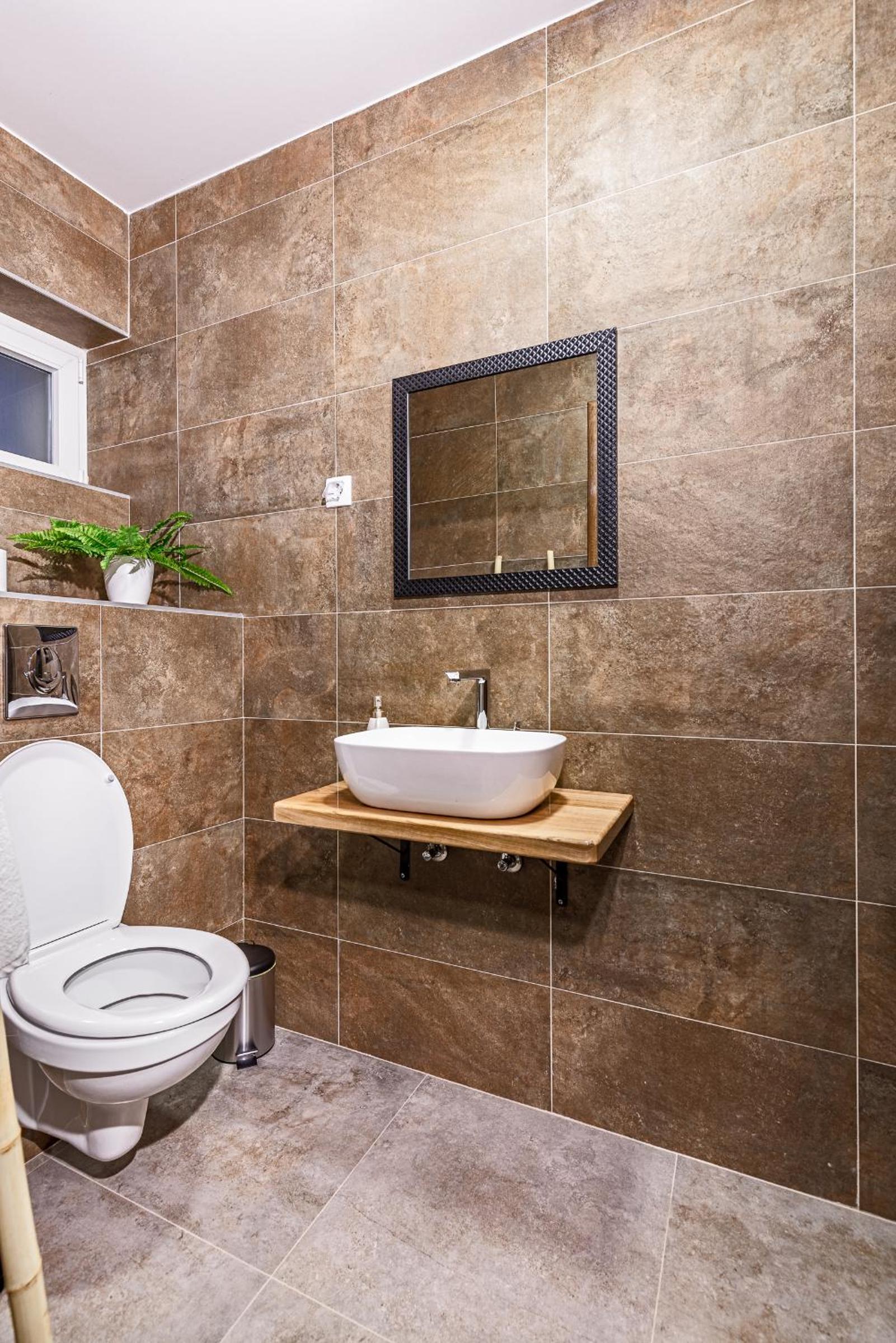 Triple Room with Private Bathroom photo 2