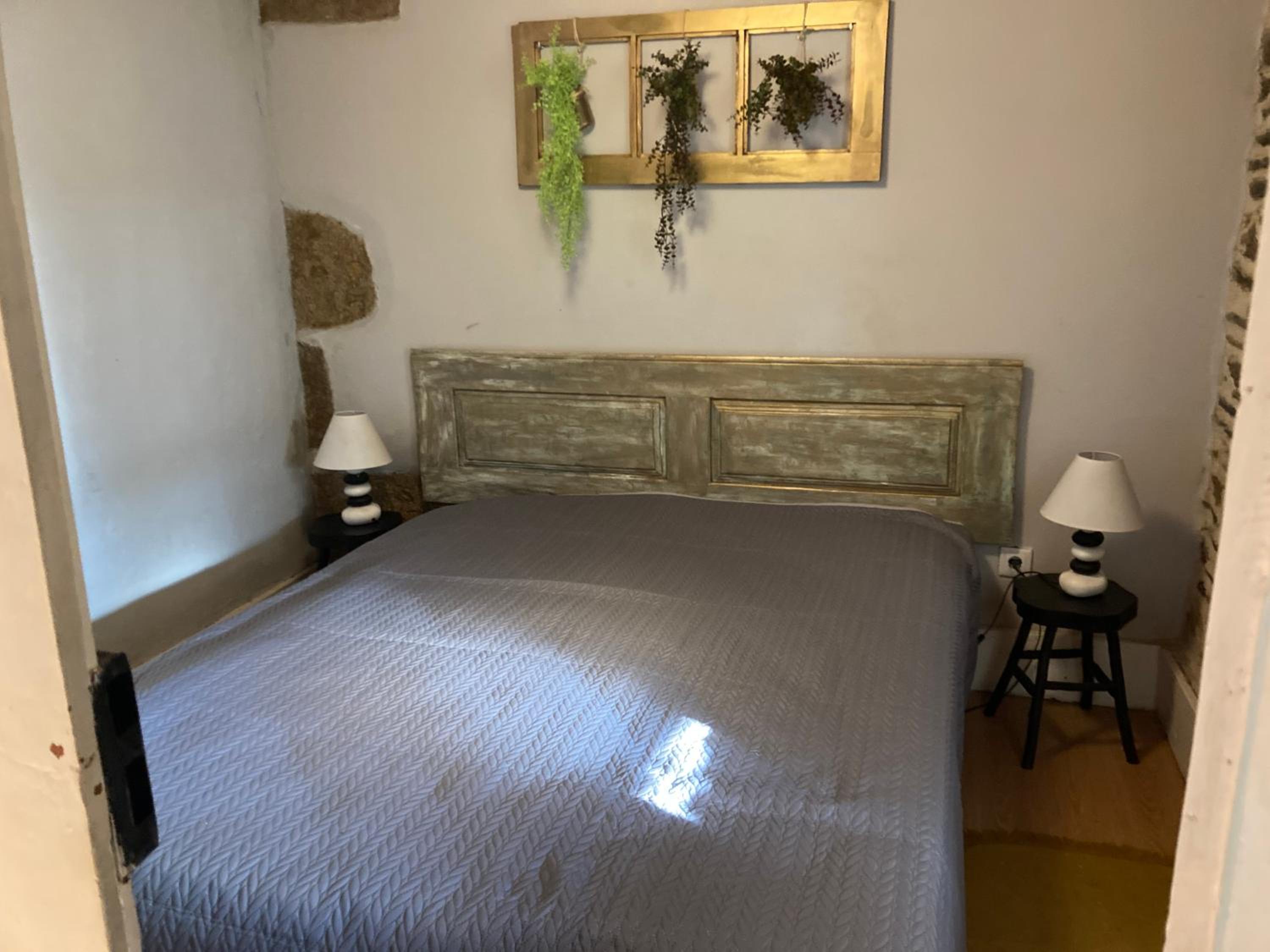 Three-Bedroom Villa - Photo 8
