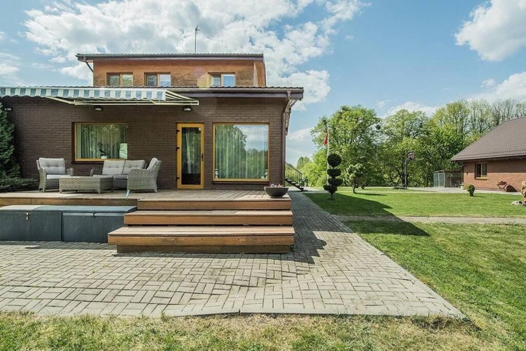 Three-Bedroom Villa photo 2