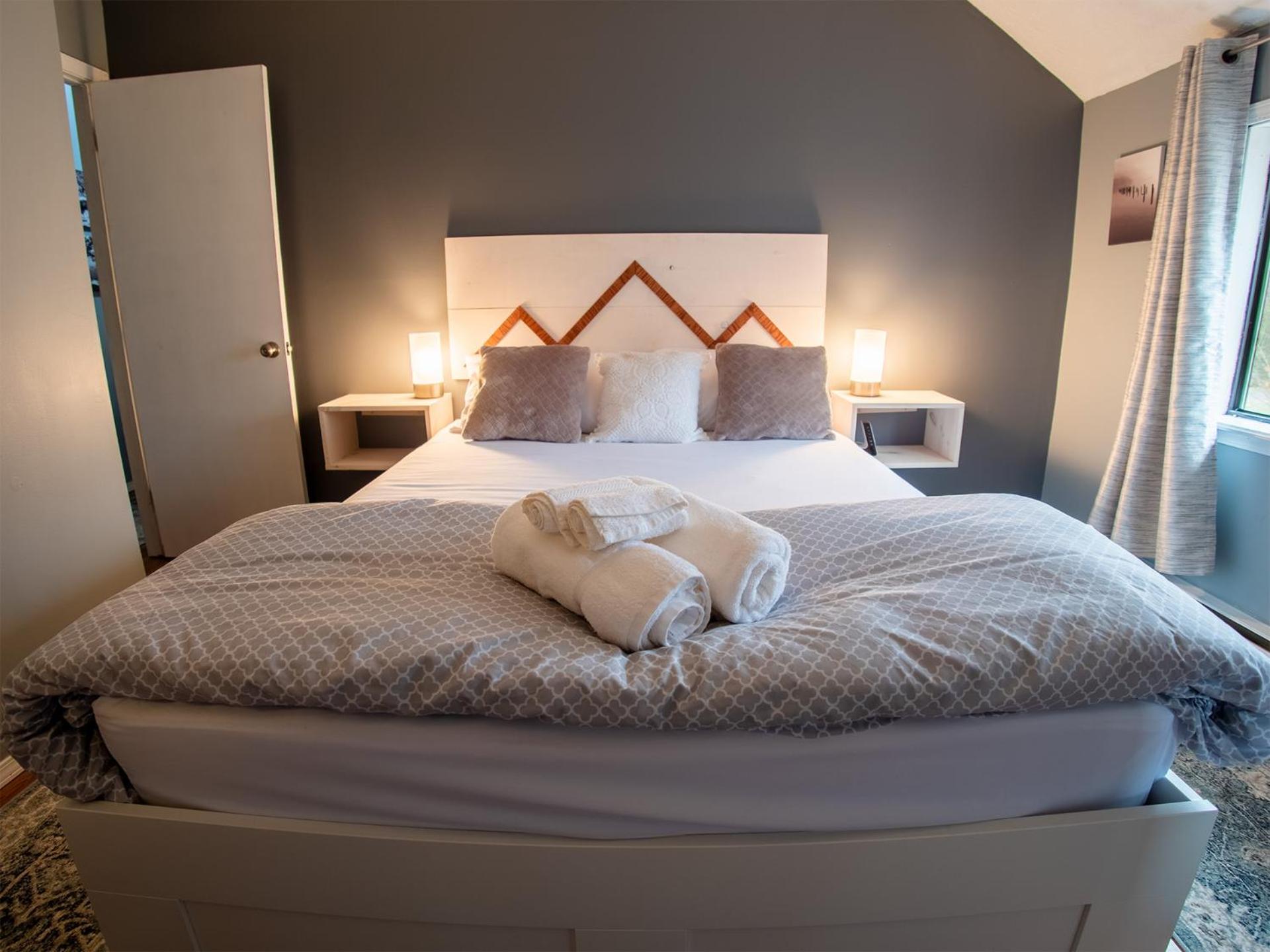 Three-Bedroom House photo 1