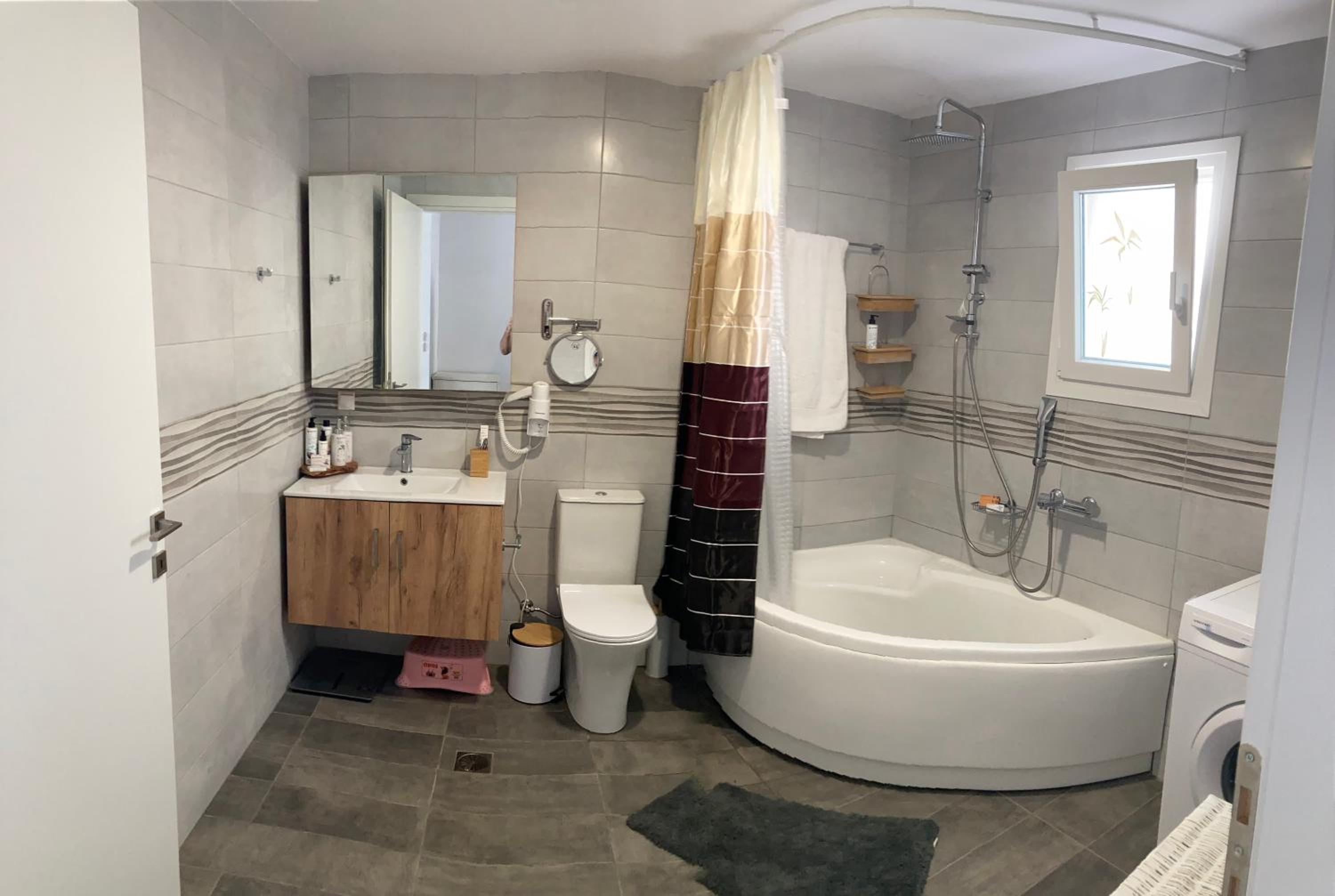 Villa photo 2