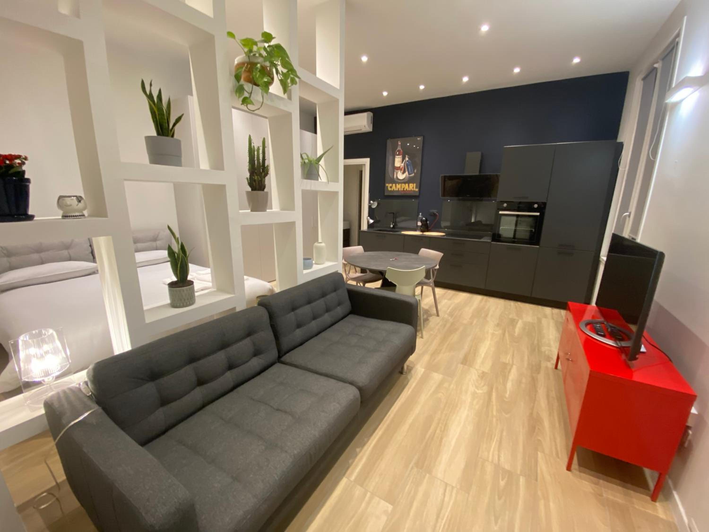 One-Bedroom Apartment