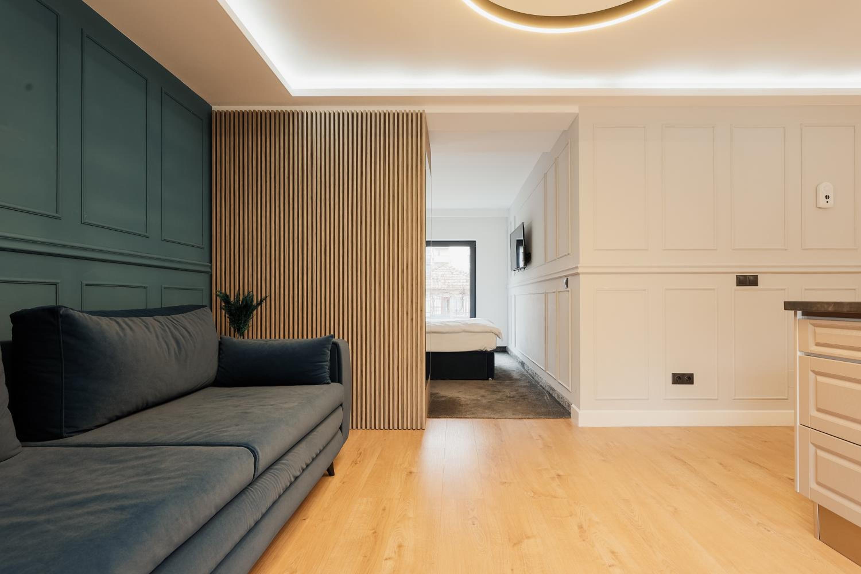 Apartment with Balcony