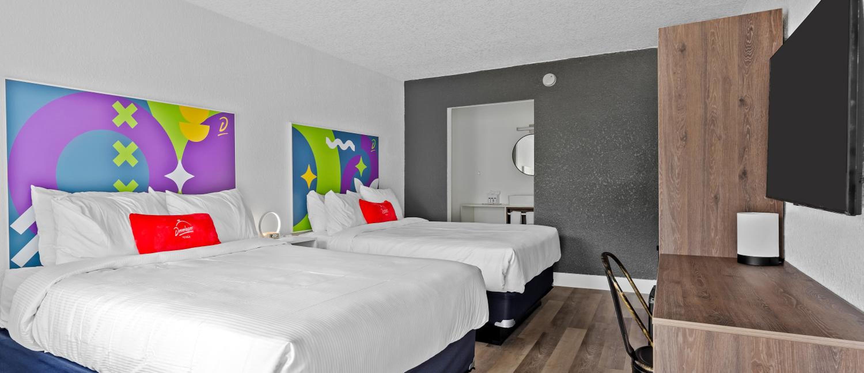 Queen Room with Two Queen Beds - Photo 1