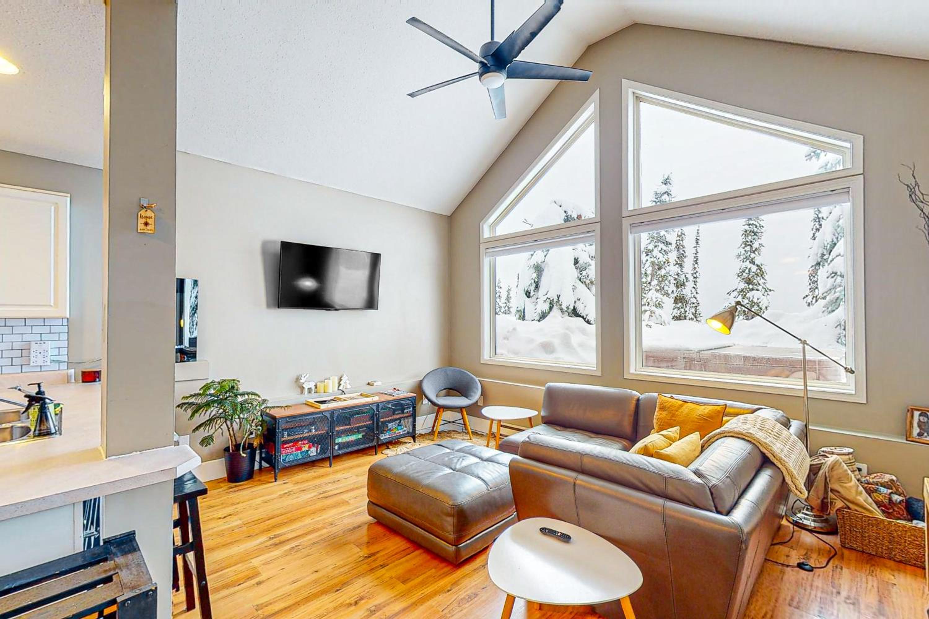 Two-Bedroom Townhouse photo 1