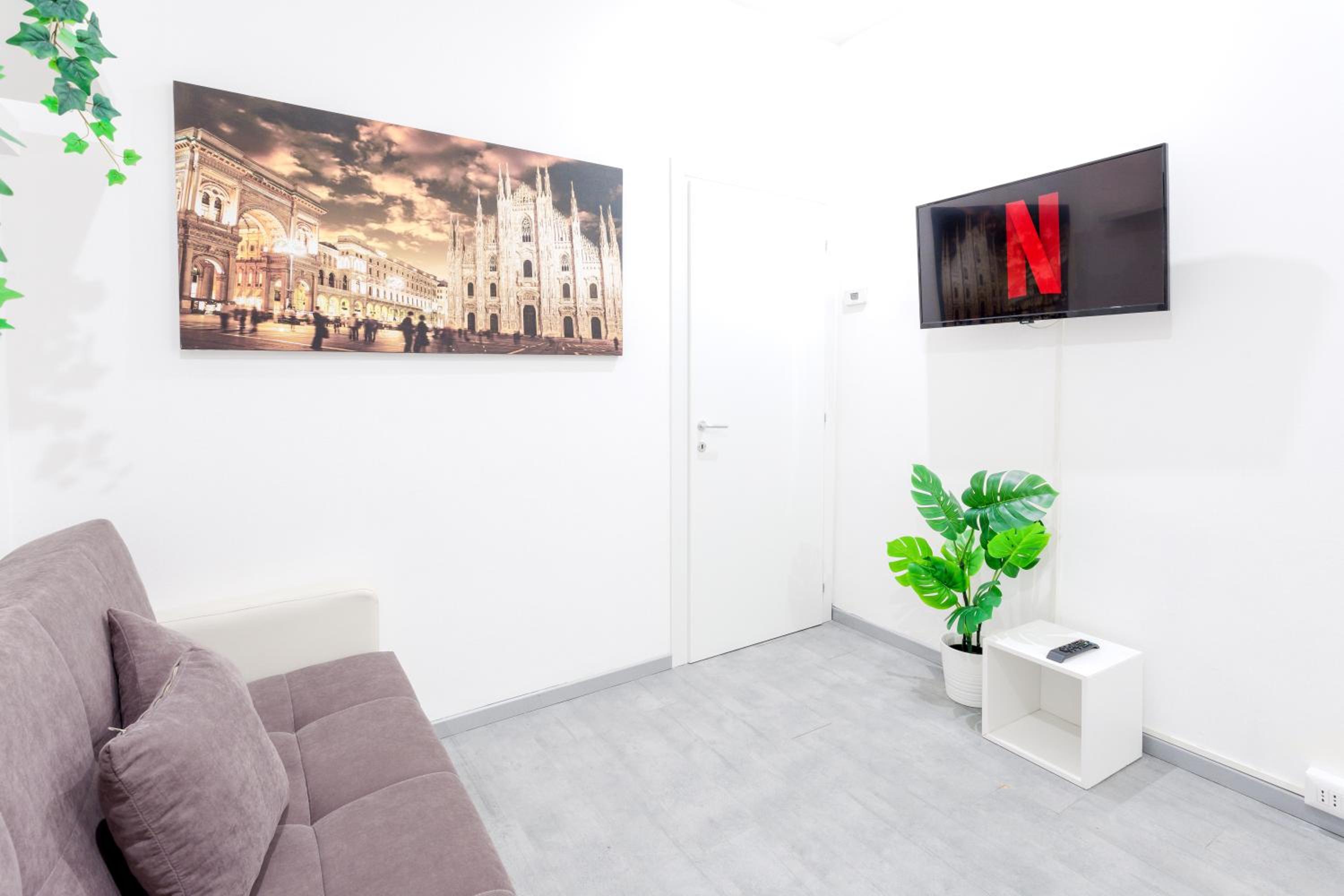 One-Bedroom Apartment
