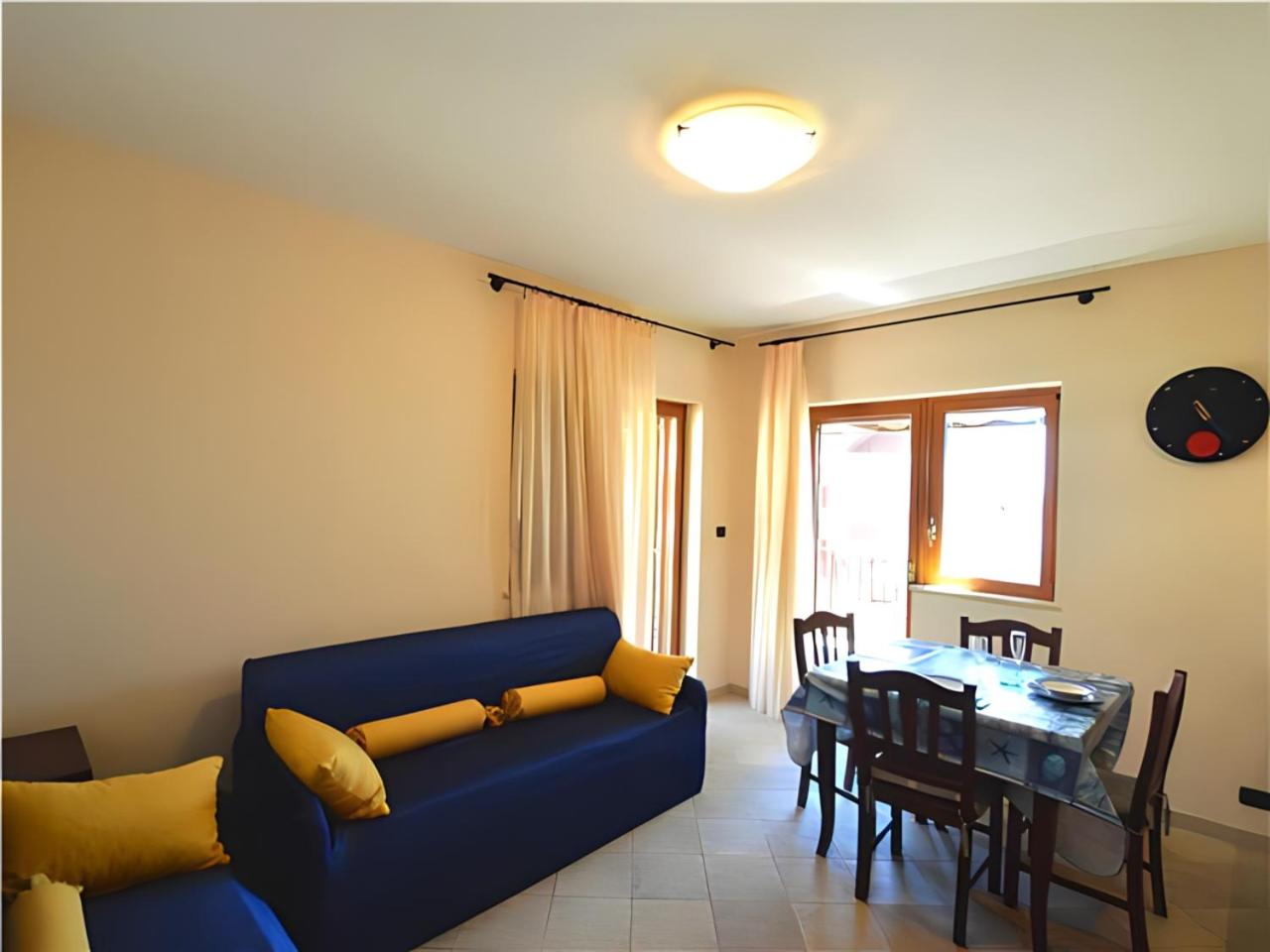 Apartment With Sea View photo 1