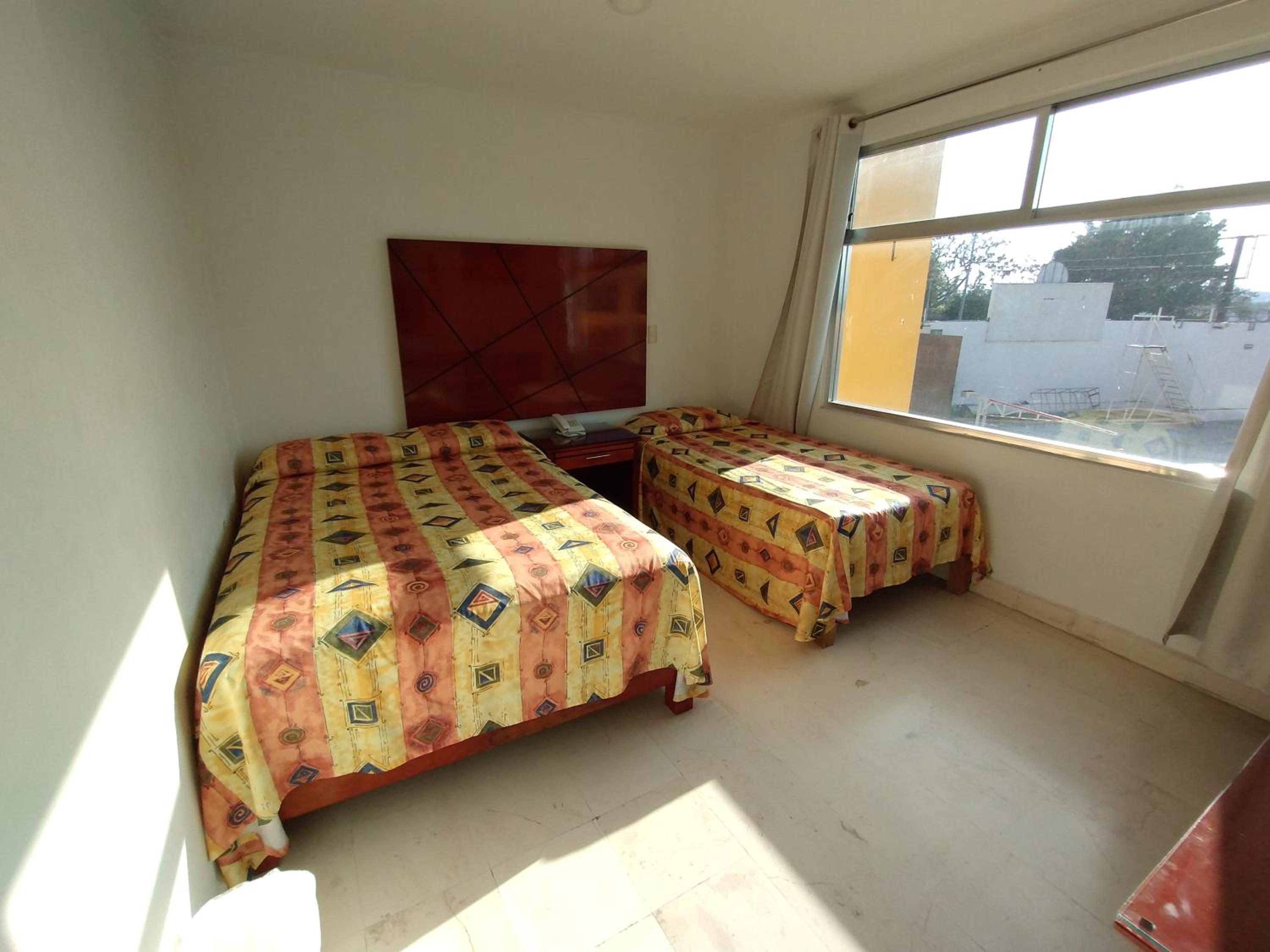 Twin Room - Photo 1