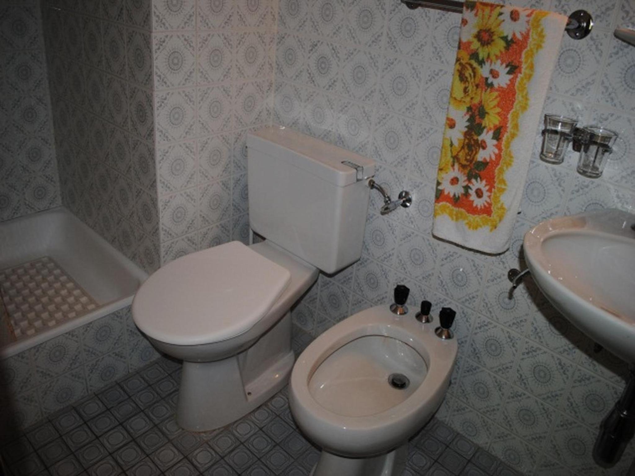 Two-Bedroom Apartment / 53 photo 3