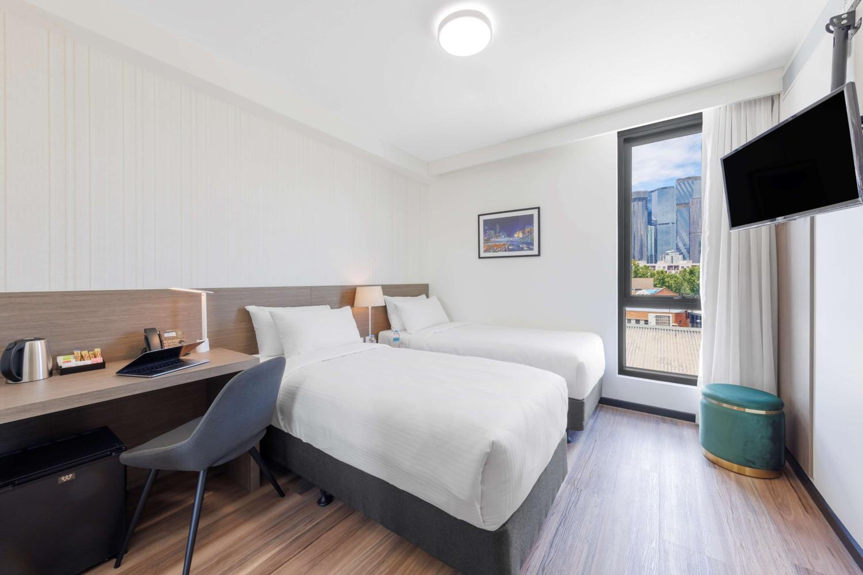 Executive Twin Room - Photo 1