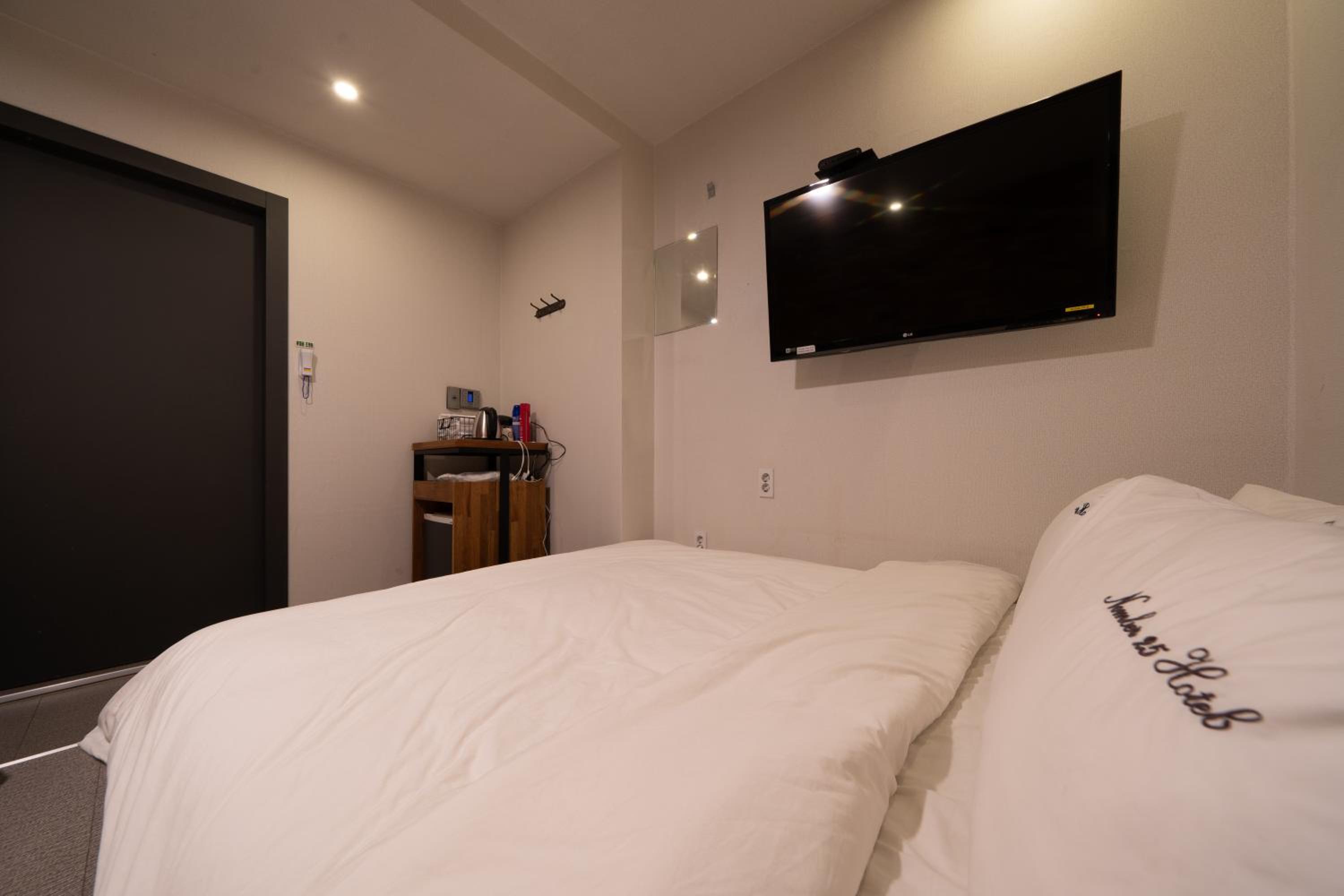 Deluxe Family Room - Photo 5