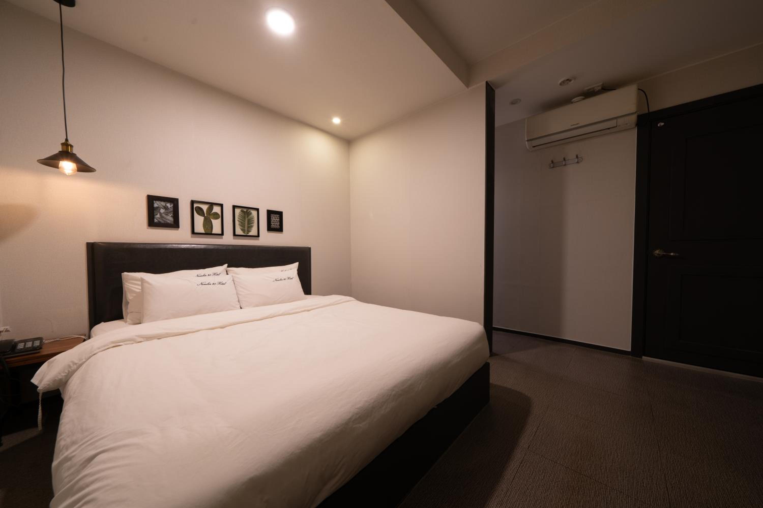 Standard Double Room - Photo 1