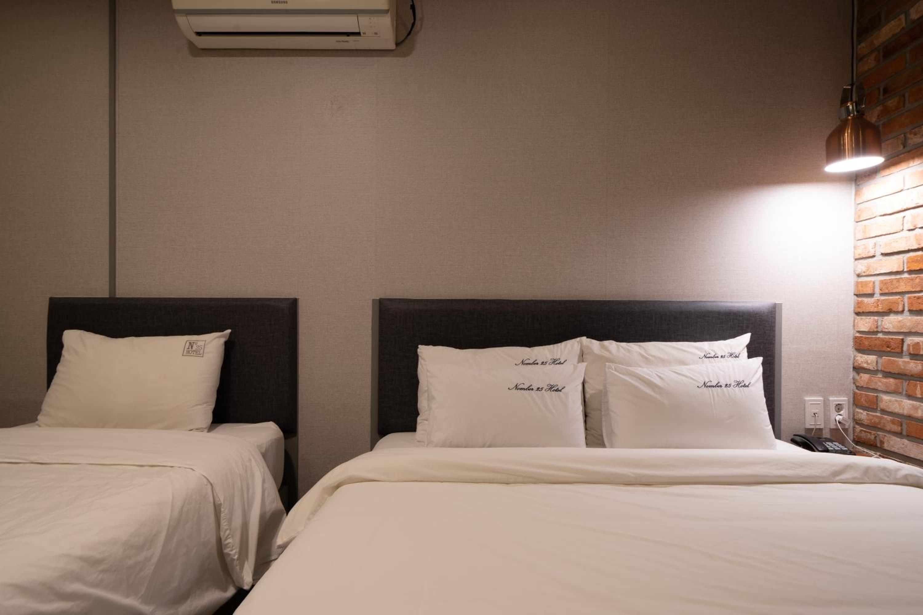 Deluxe Twin Room - Photo 7