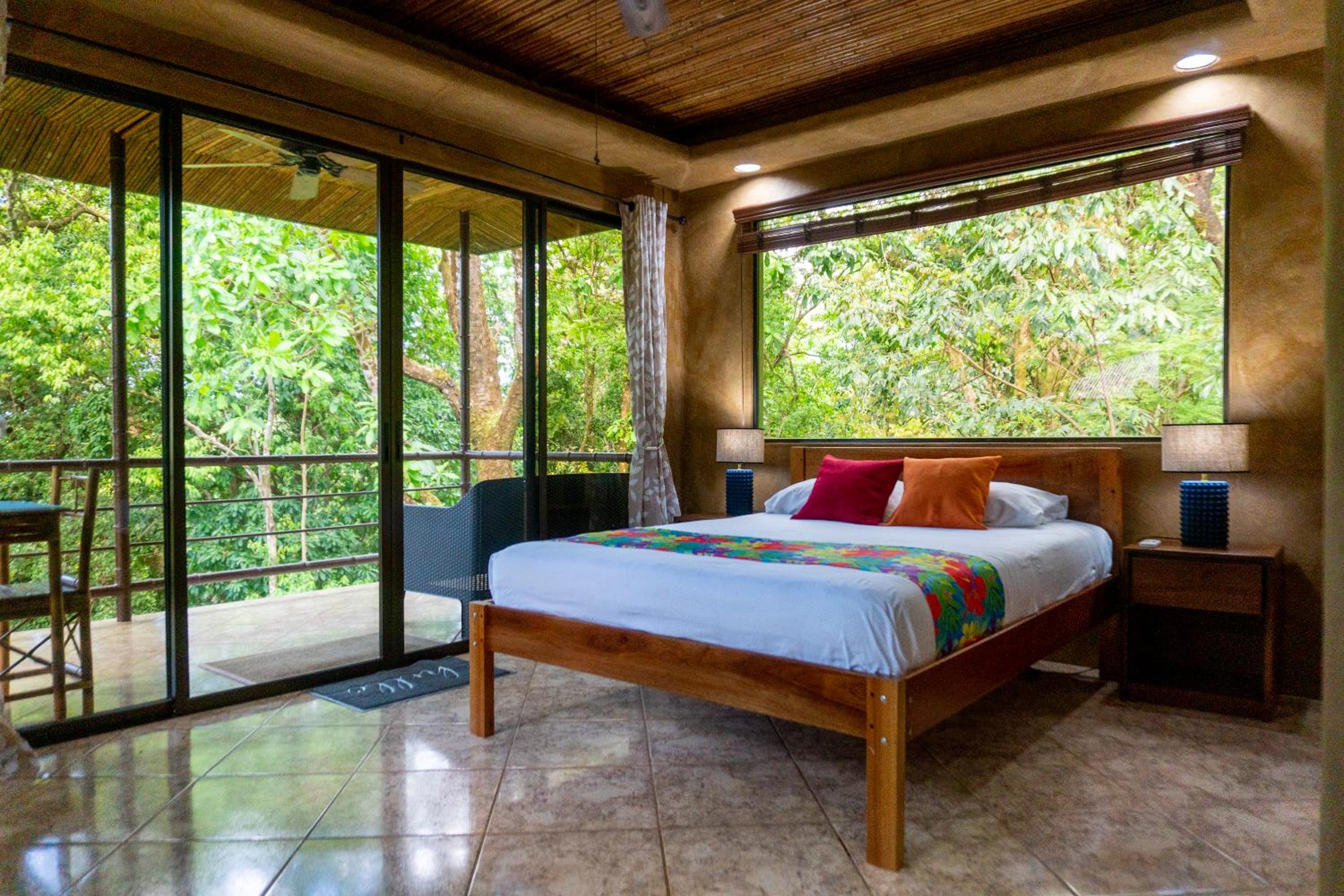 Villa photo 2