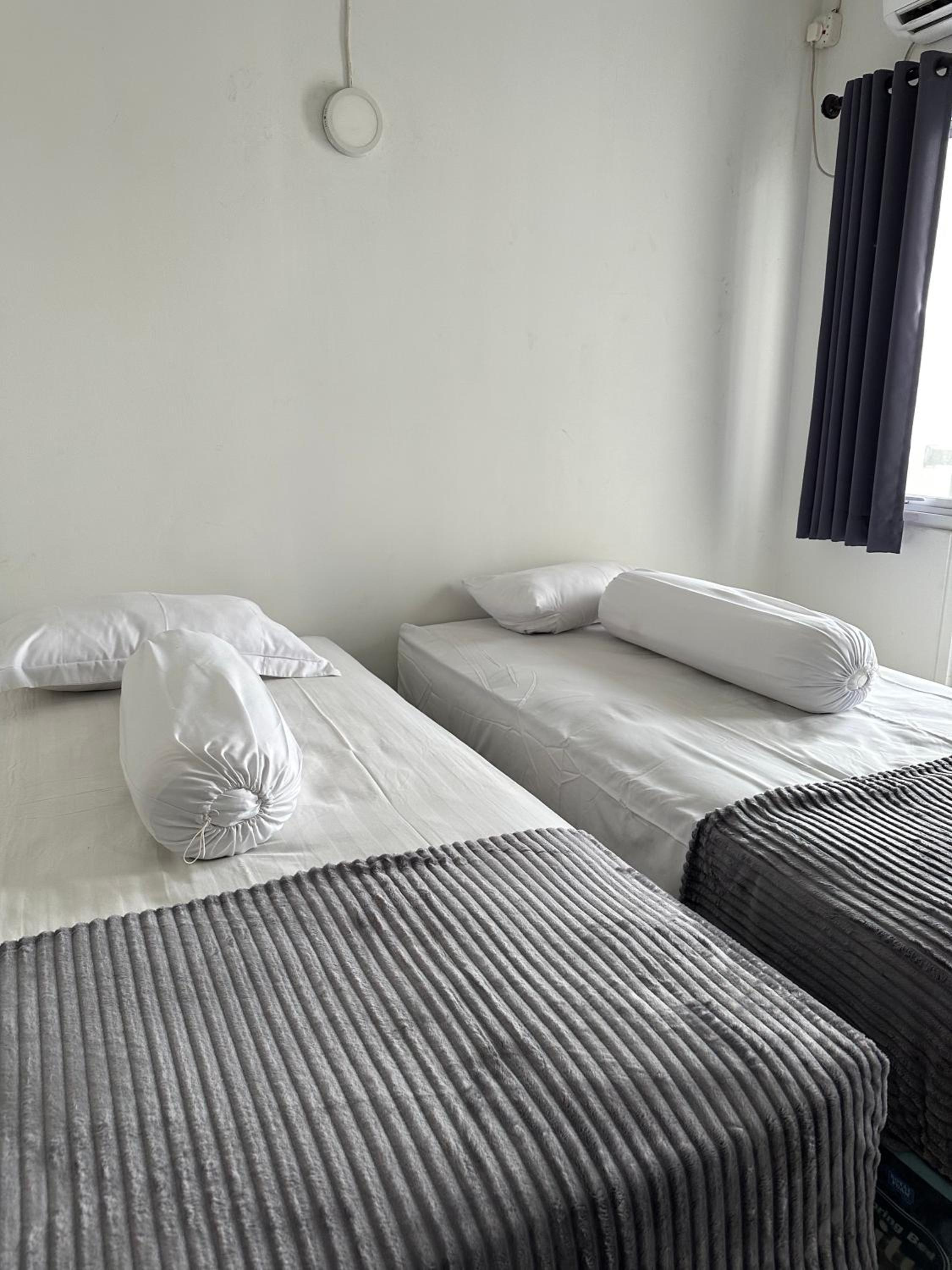 Superior Twin Room - Photo 7