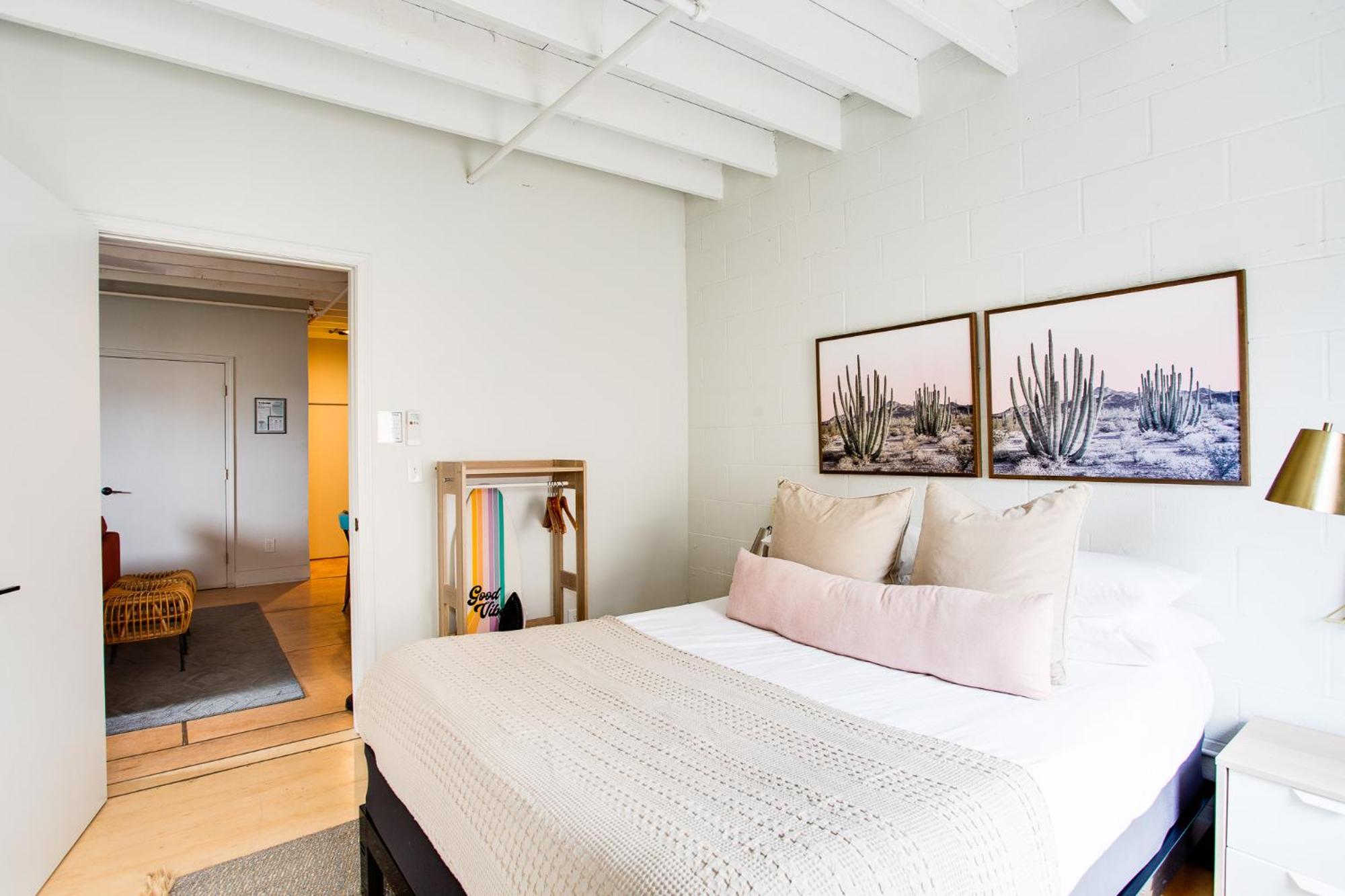 Two-Bedroom Suite - Photo 14