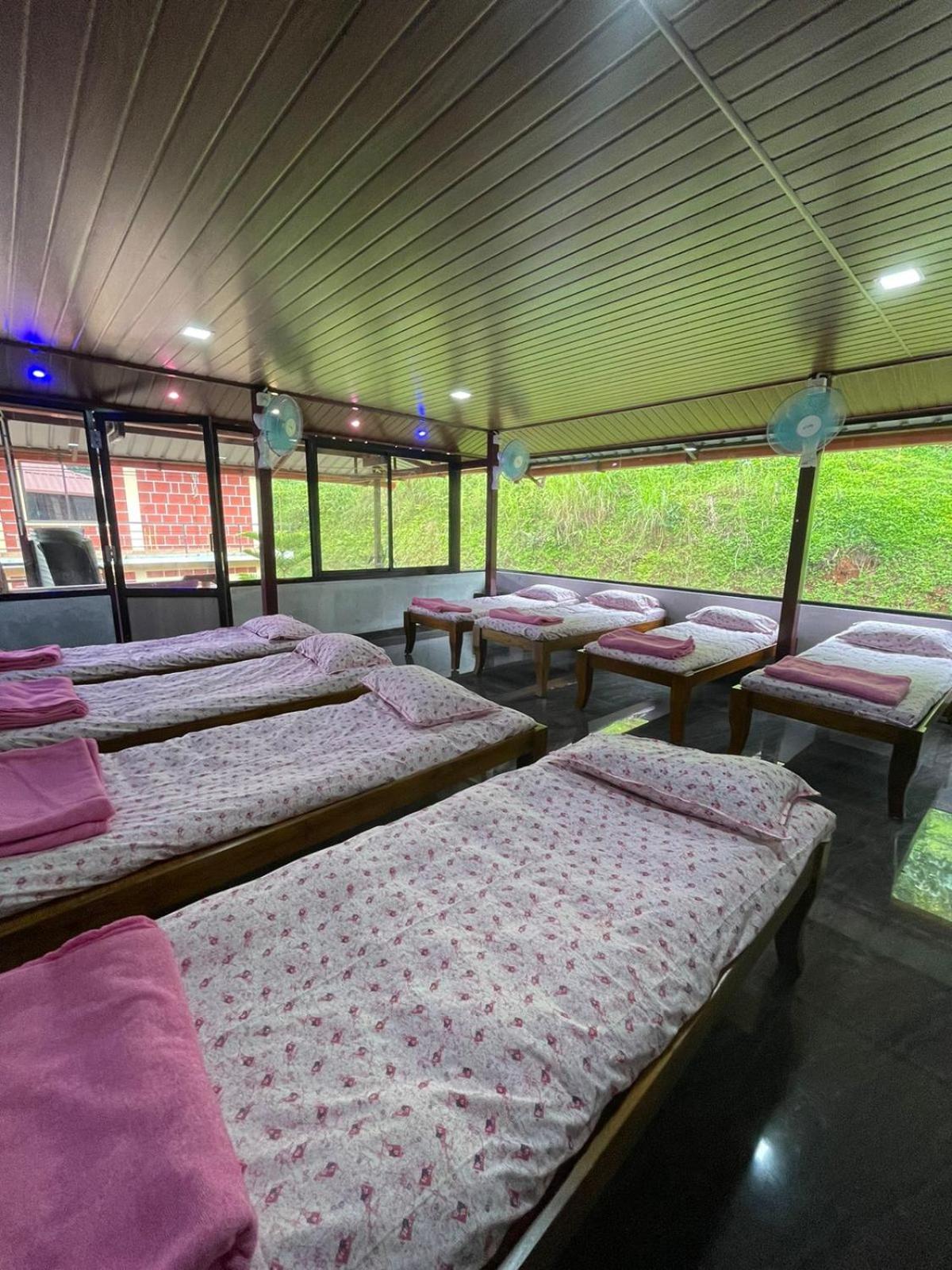 8-Bed Mixed Dormitory Room photo 1