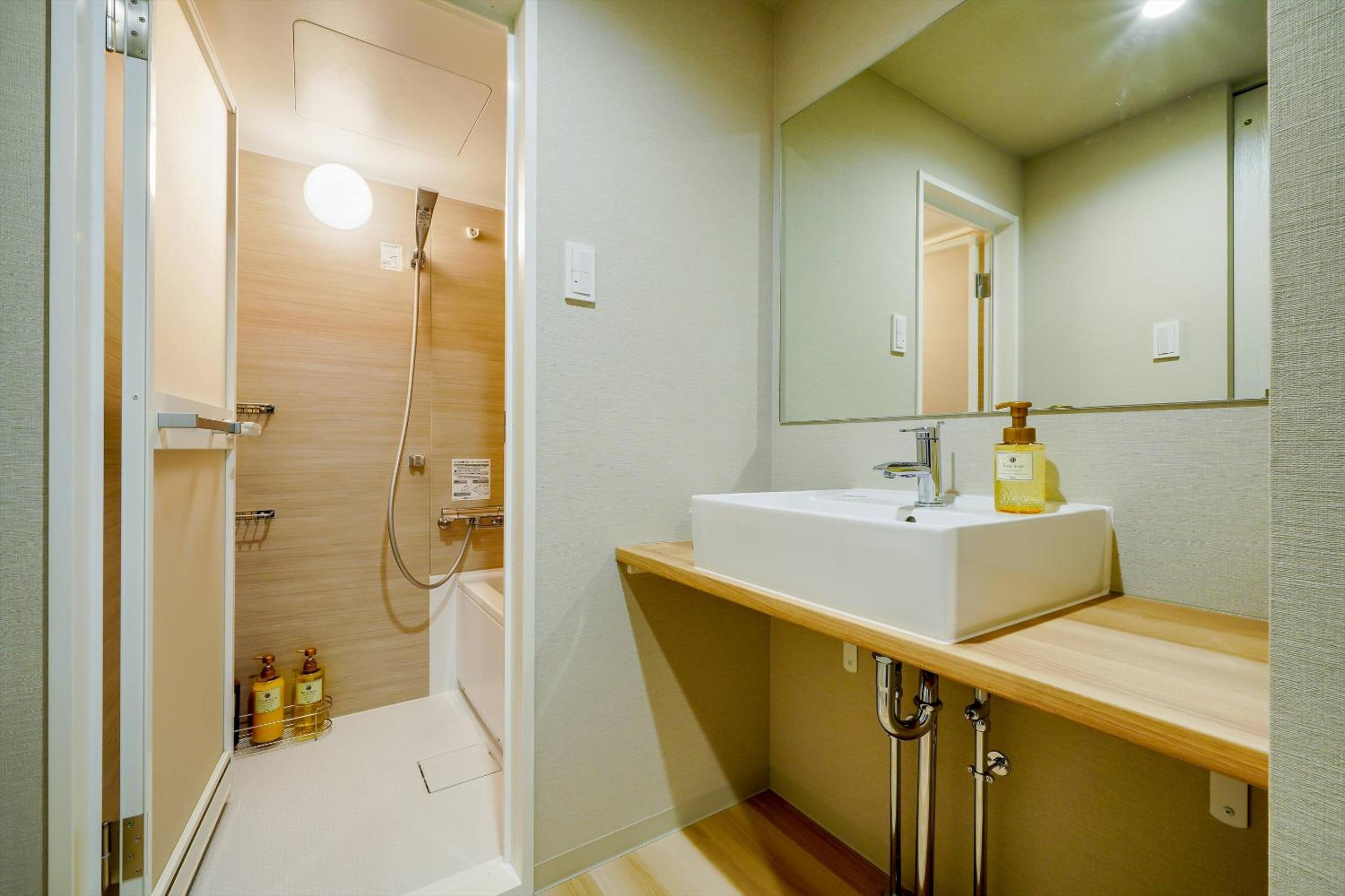 Superior Triple with Kitchen - Photo 5