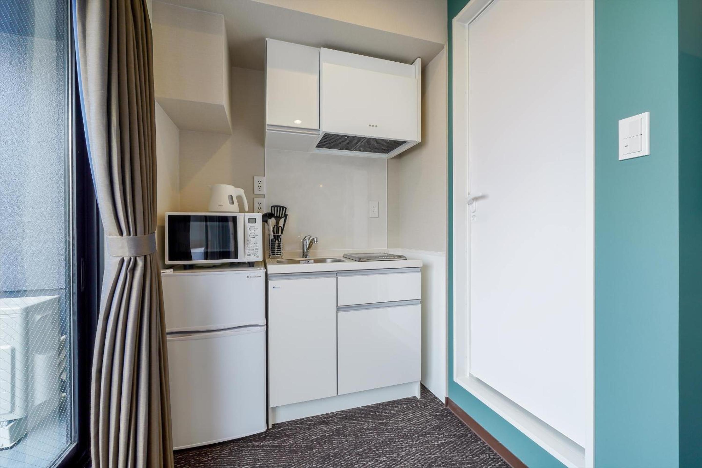 Standard Triple with Kitchen - Photo 11