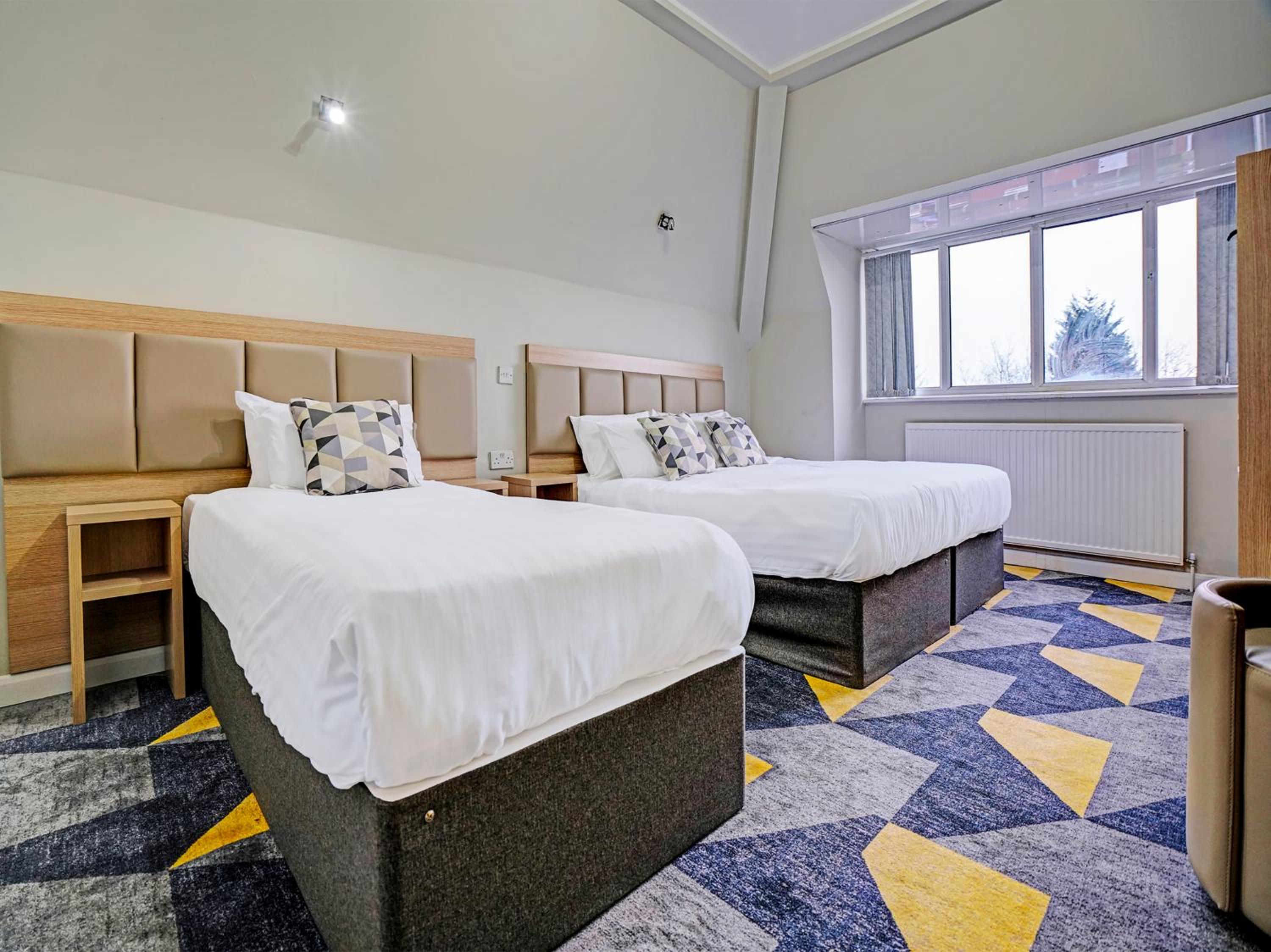 Standard Family of 3 Room photo 1