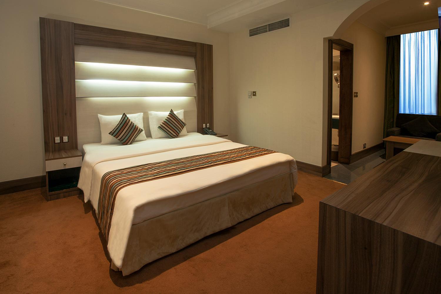 Deluxe Suite - Photo 3