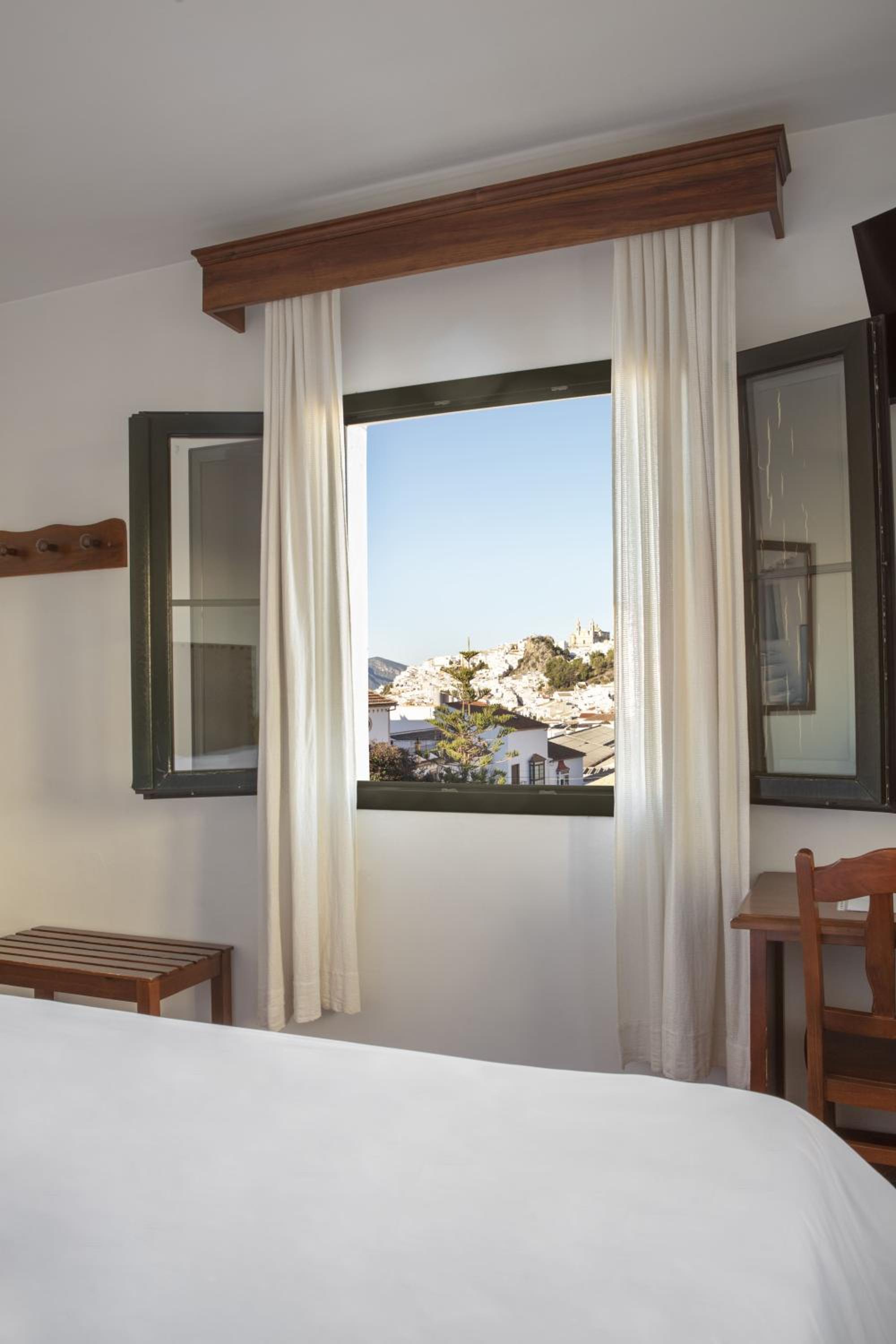 Suite - Photo 3