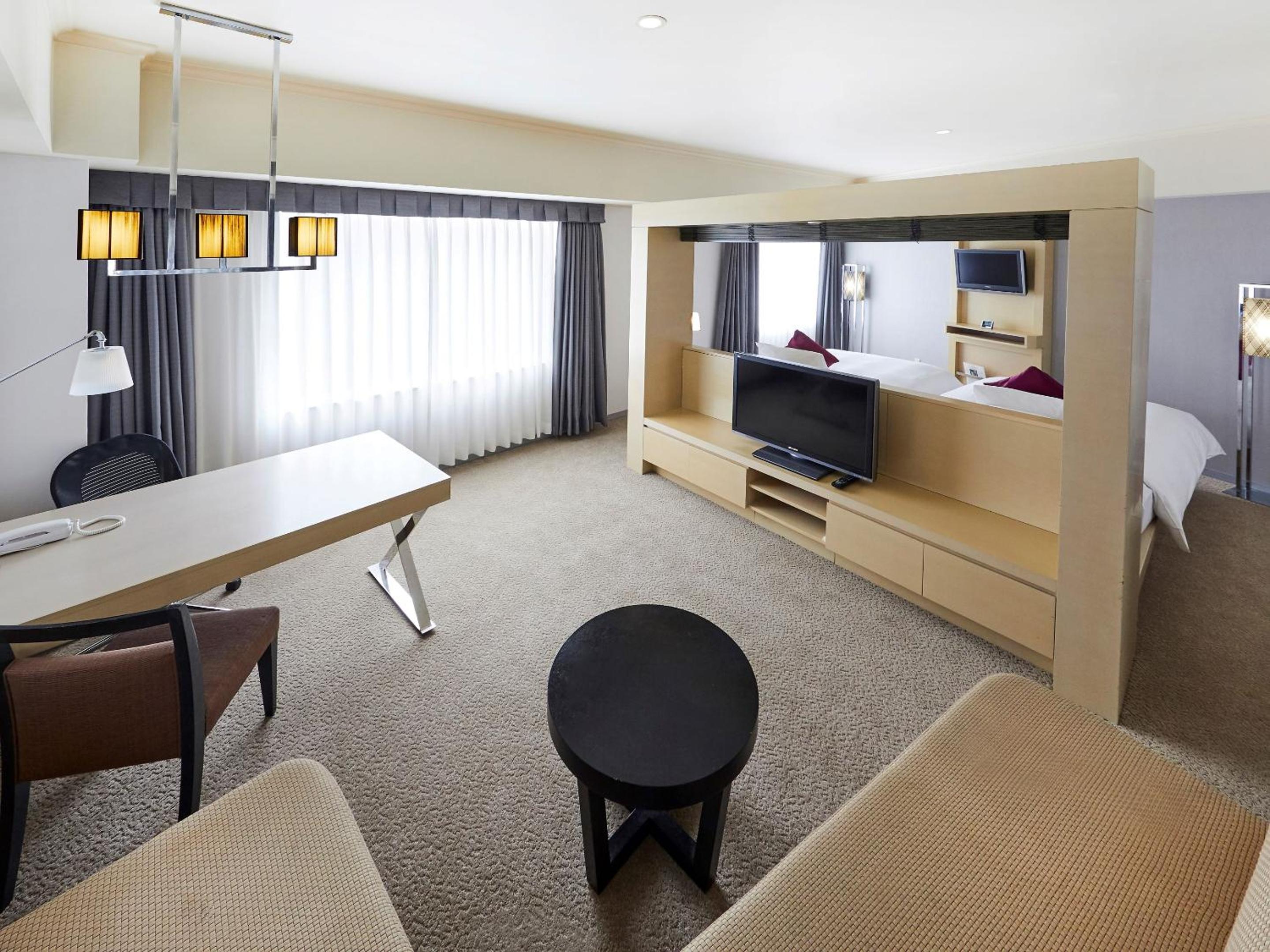 2 Single Beds Premium On High Floor - Photo 13