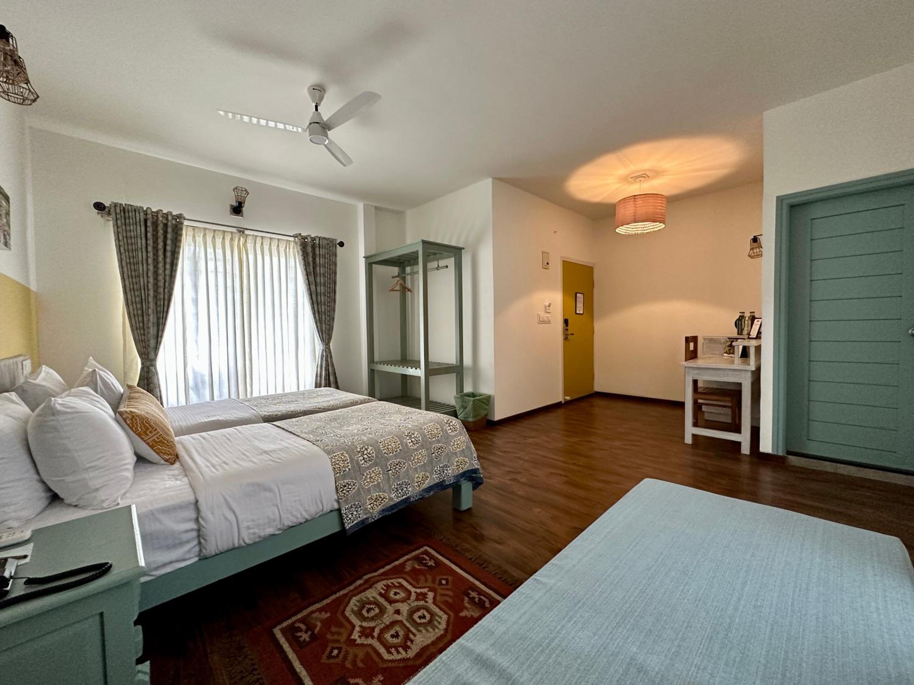 Tamarind Canopy Luxe Cabin - Photo 21