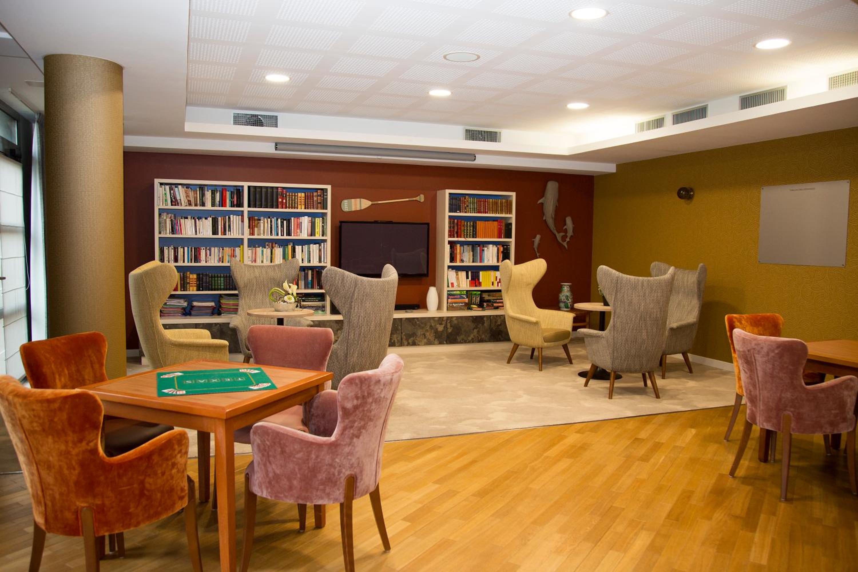 One-Bedroom Apartment (2 Adults) - Photo 7